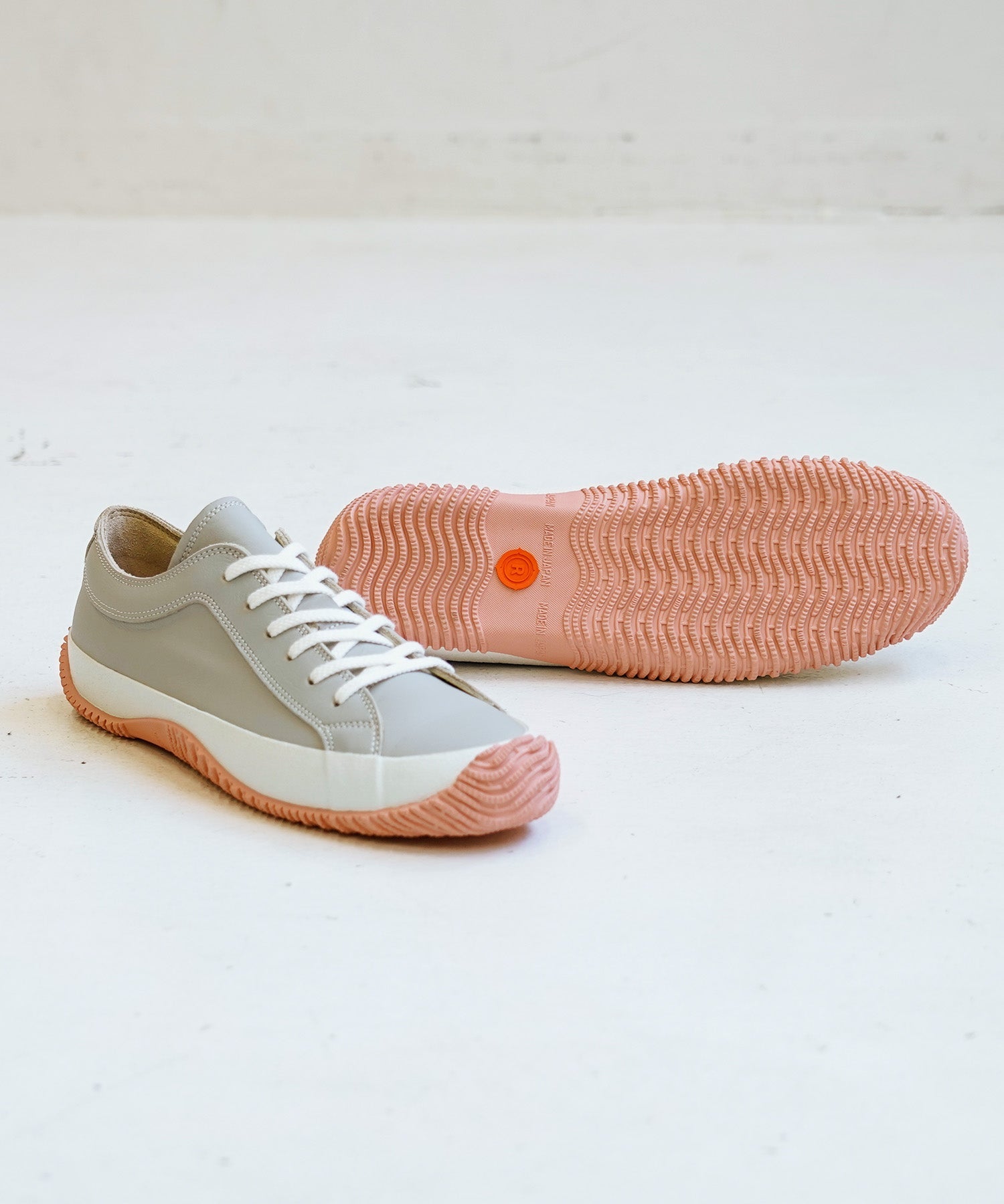 SP-1033 Light Gray - SPINGLE