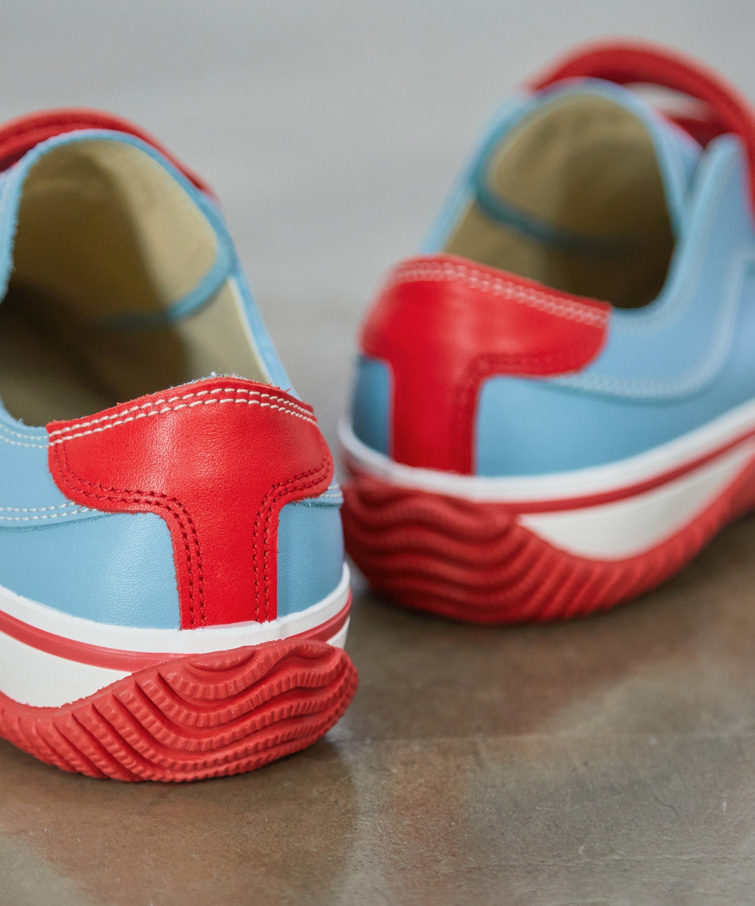 SP-1043 Smoky Blue - SPINGLE