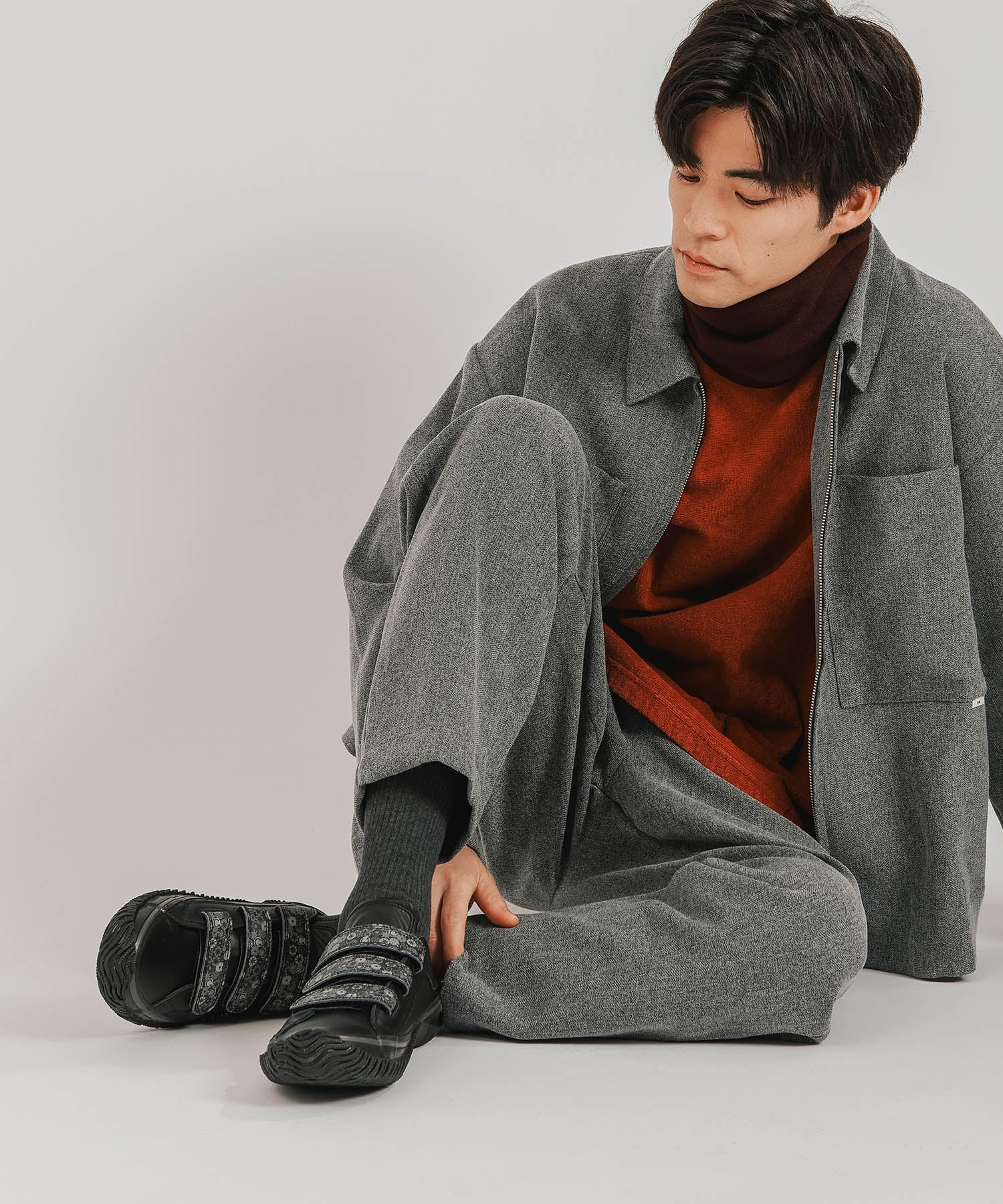 SP-1046 Black - SPINGLE