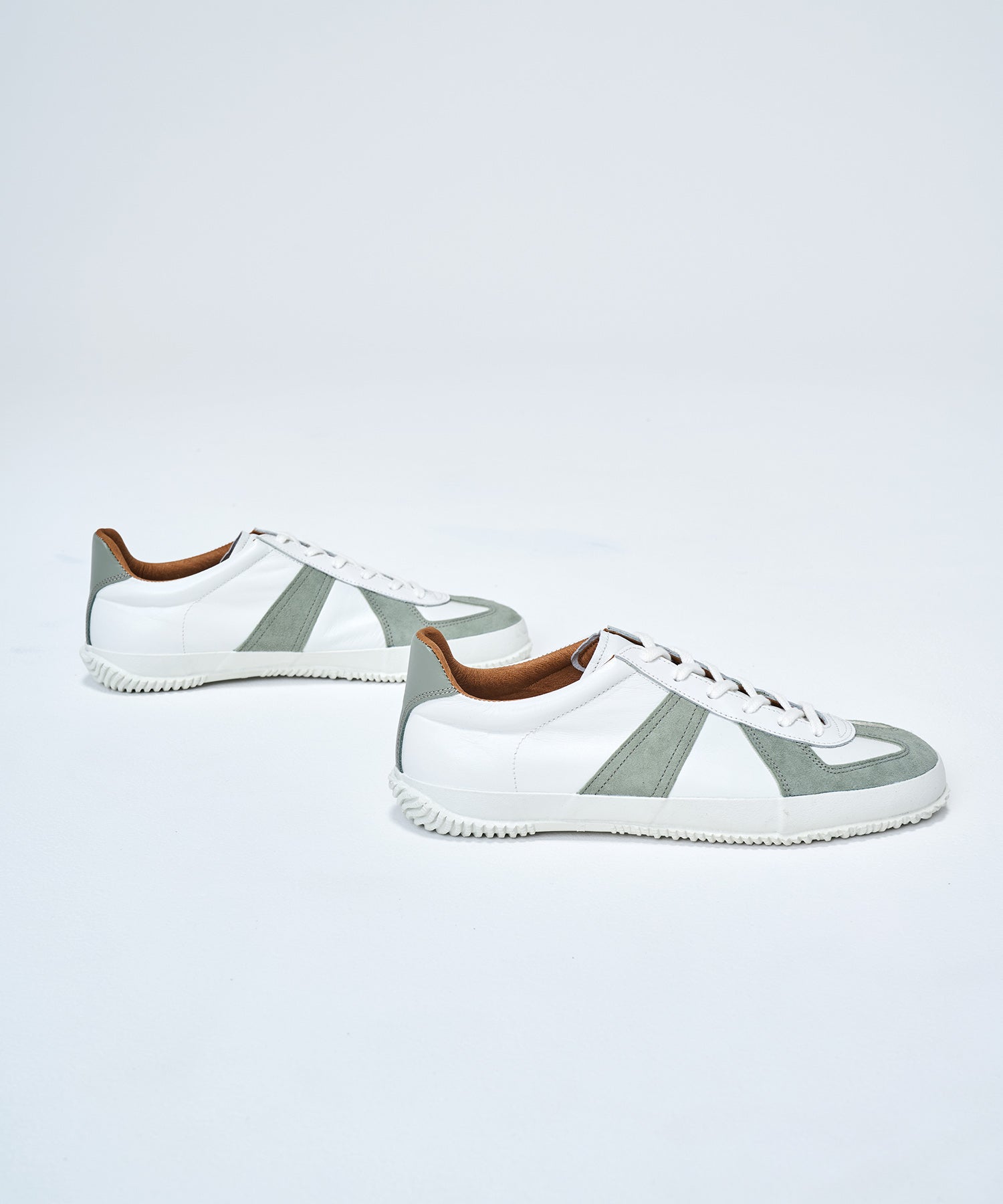 SP-1047 White/Green - SPINGLE