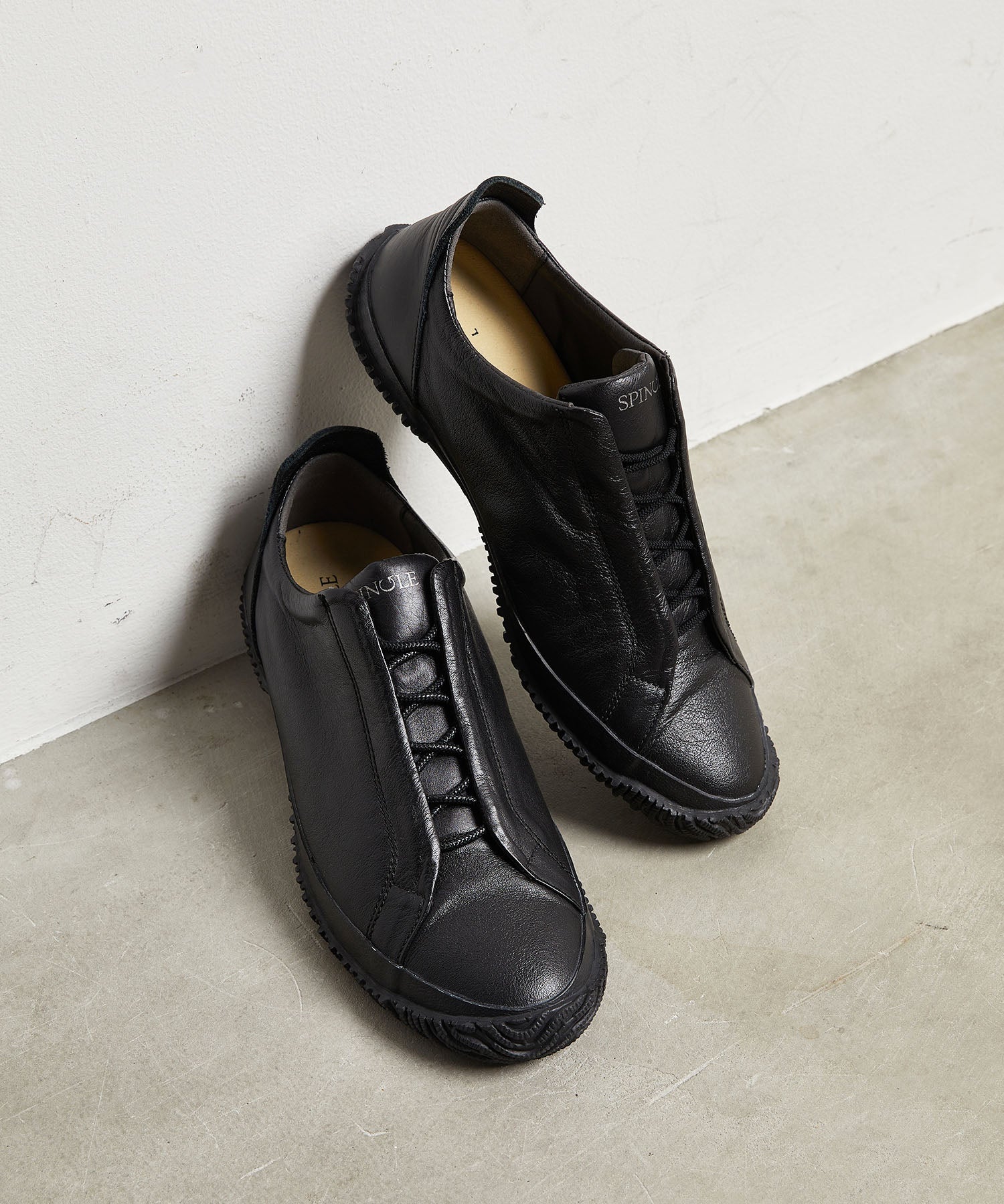 SP-1048 Black - SPINGLE