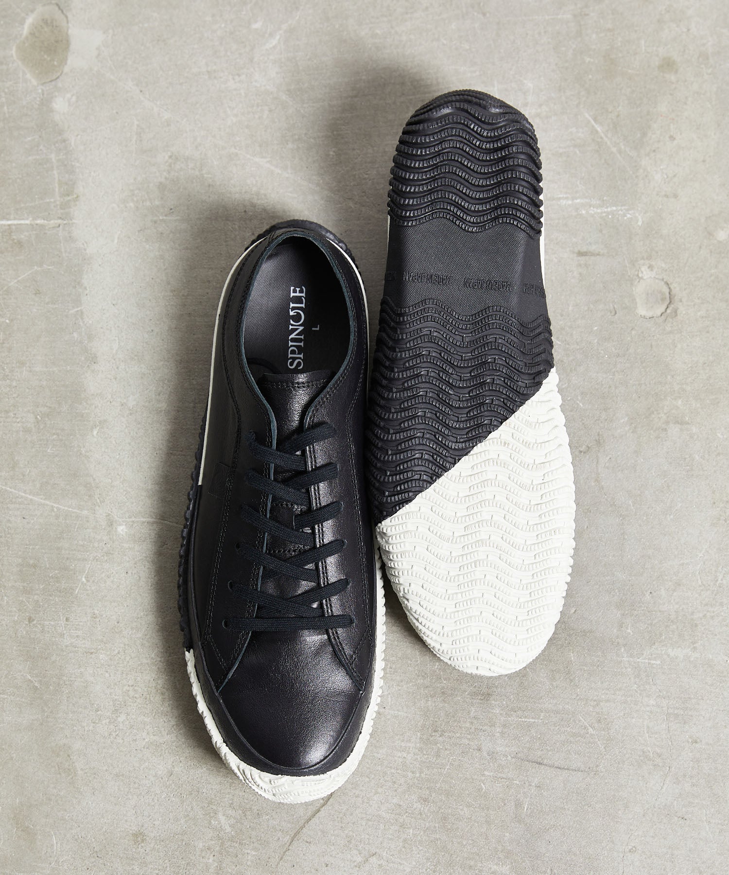 SP-1049 Shiro/Kuro - SPINGLE