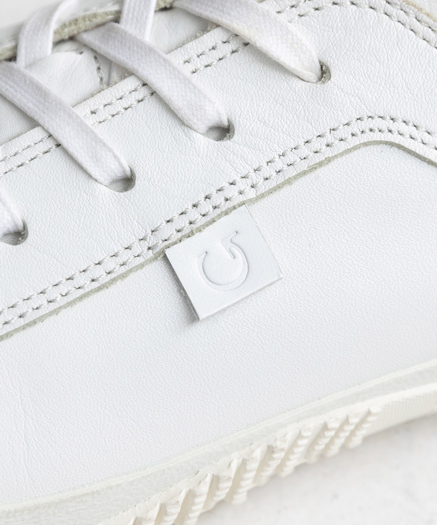 SP-105 White - SPINGLE