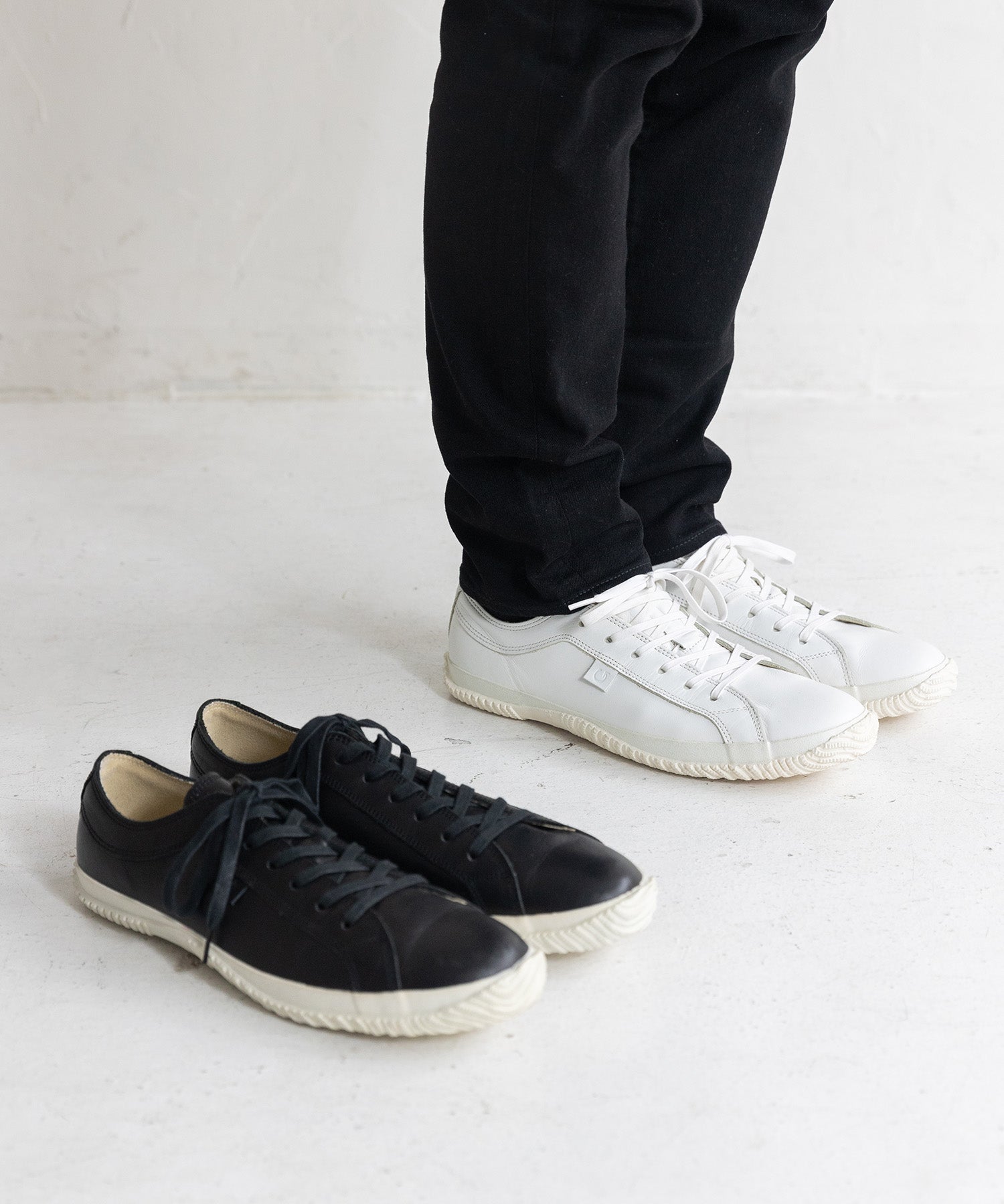 SP-105 White - SPINGLE