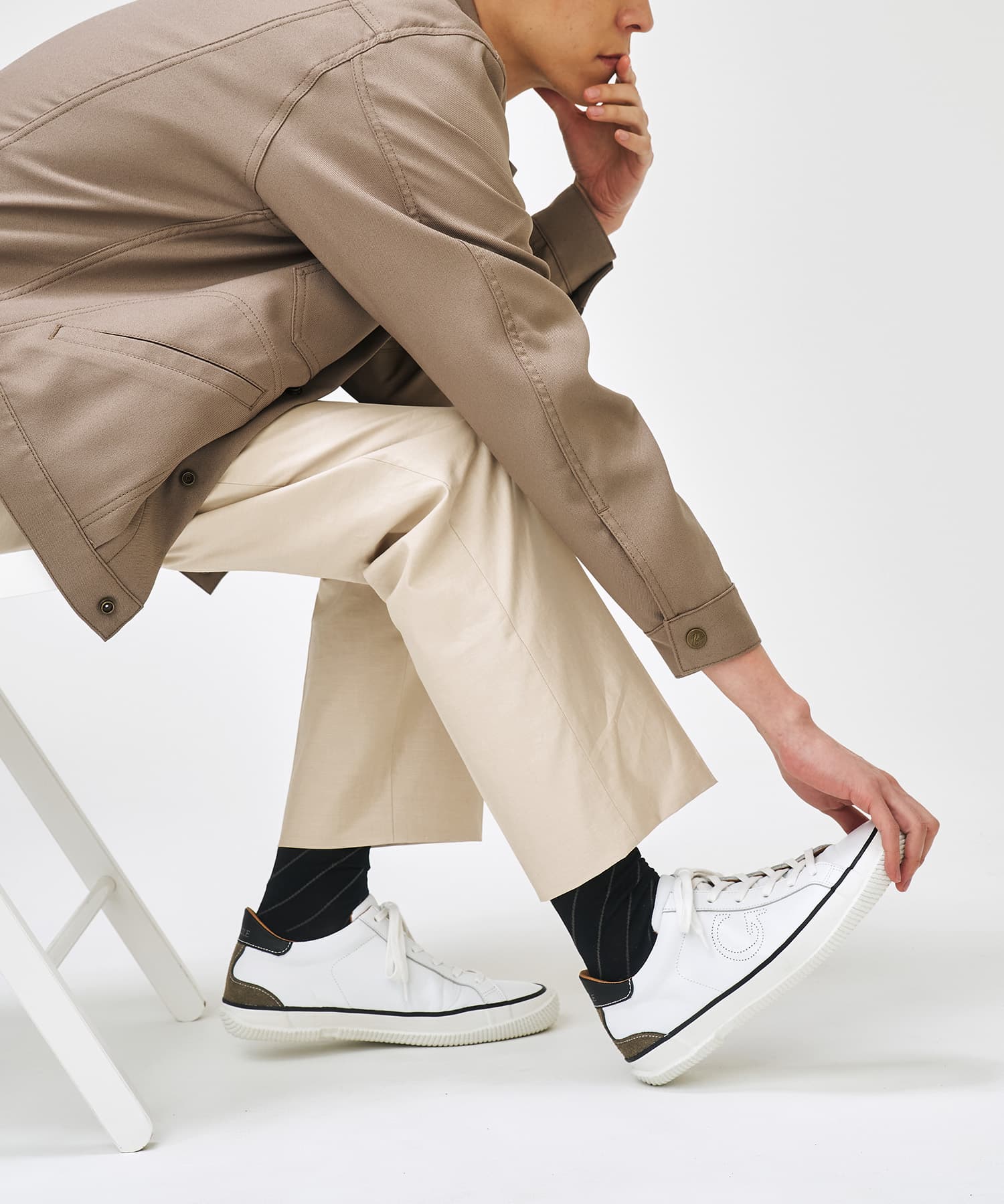 SP-1050 White - SPINGLE