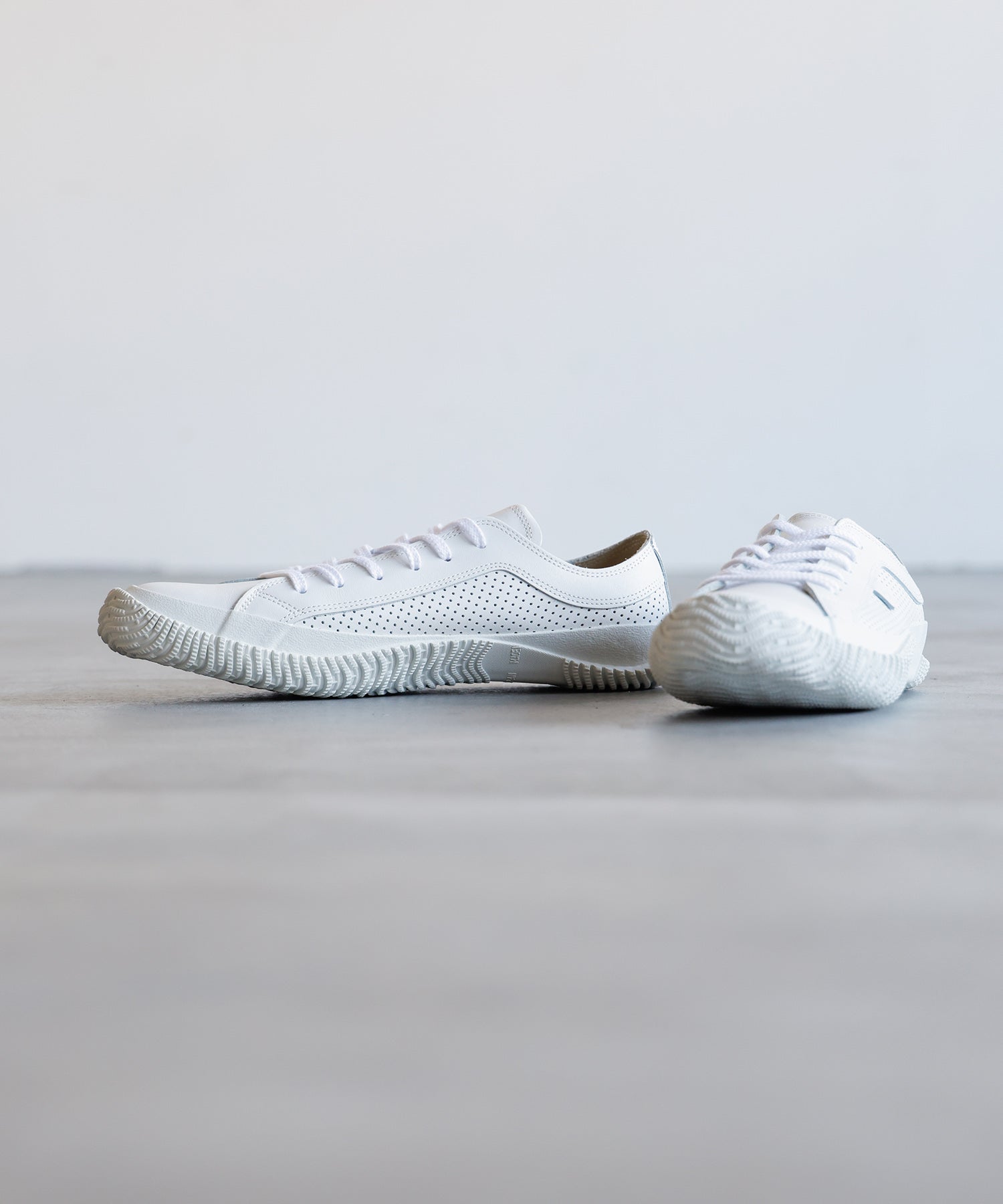 SP-120 White - SPINGLE