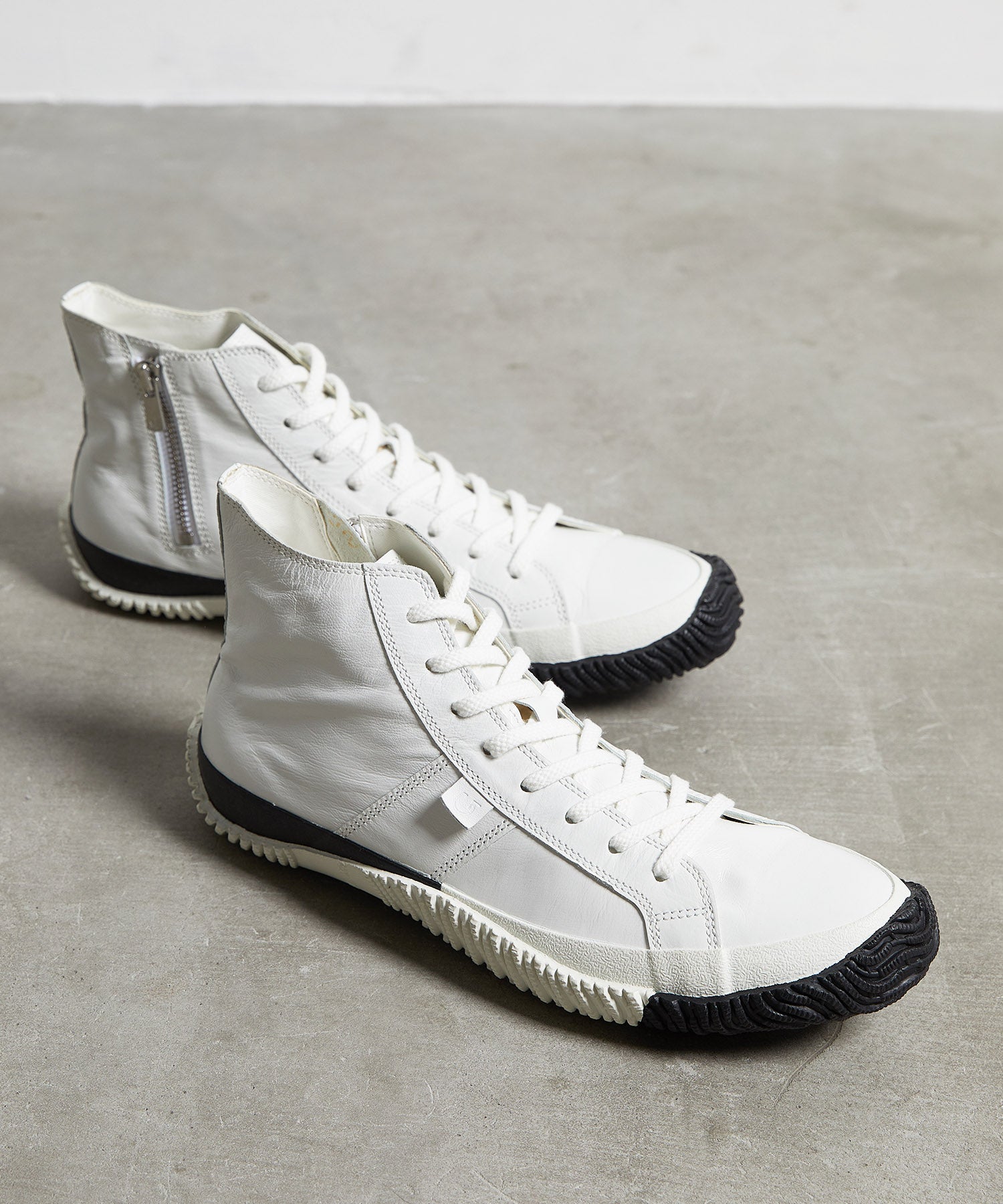 SP-1418 Shiro/Kuro - SPINGLE