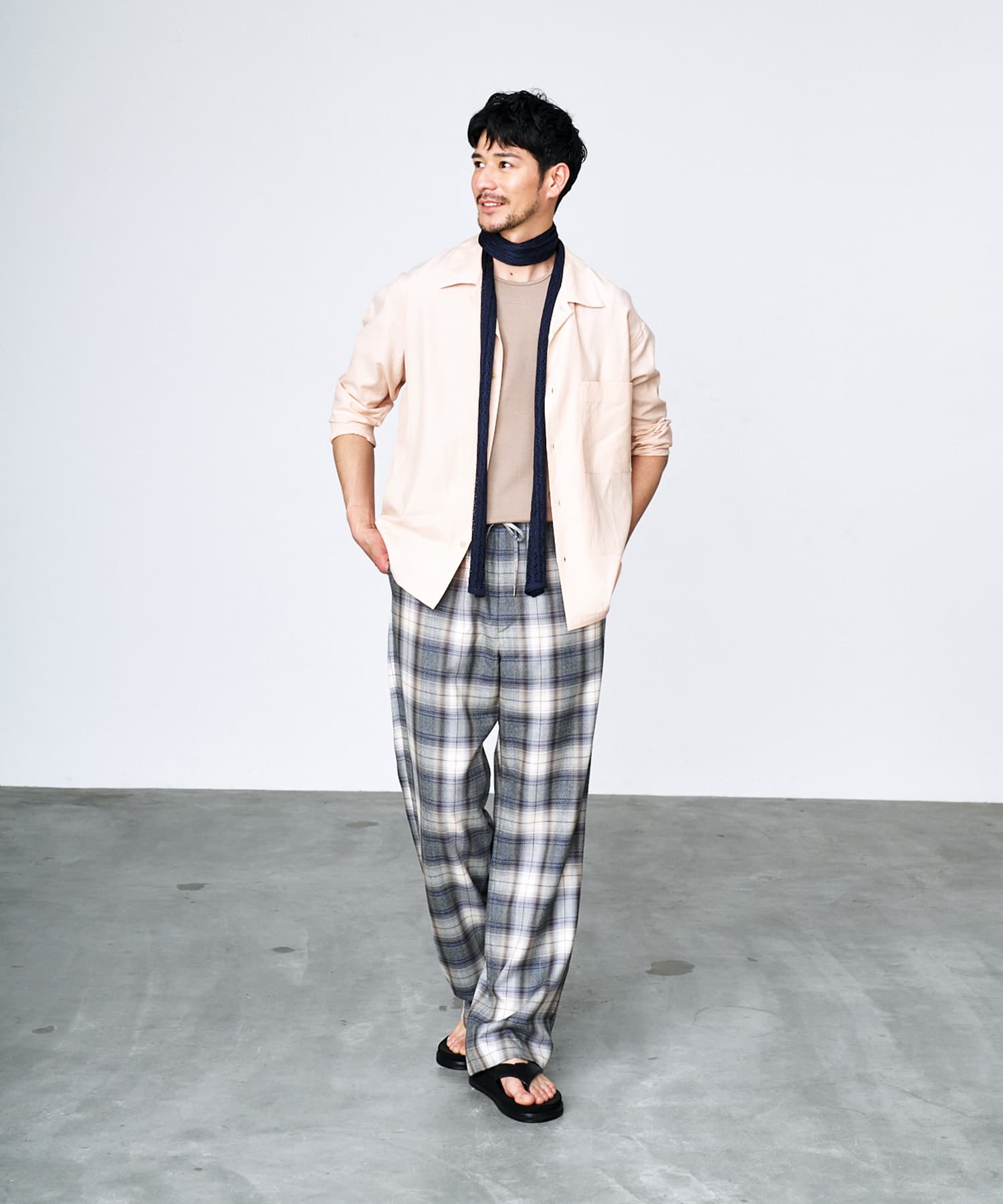 SP-1717 Black - SPINGLE