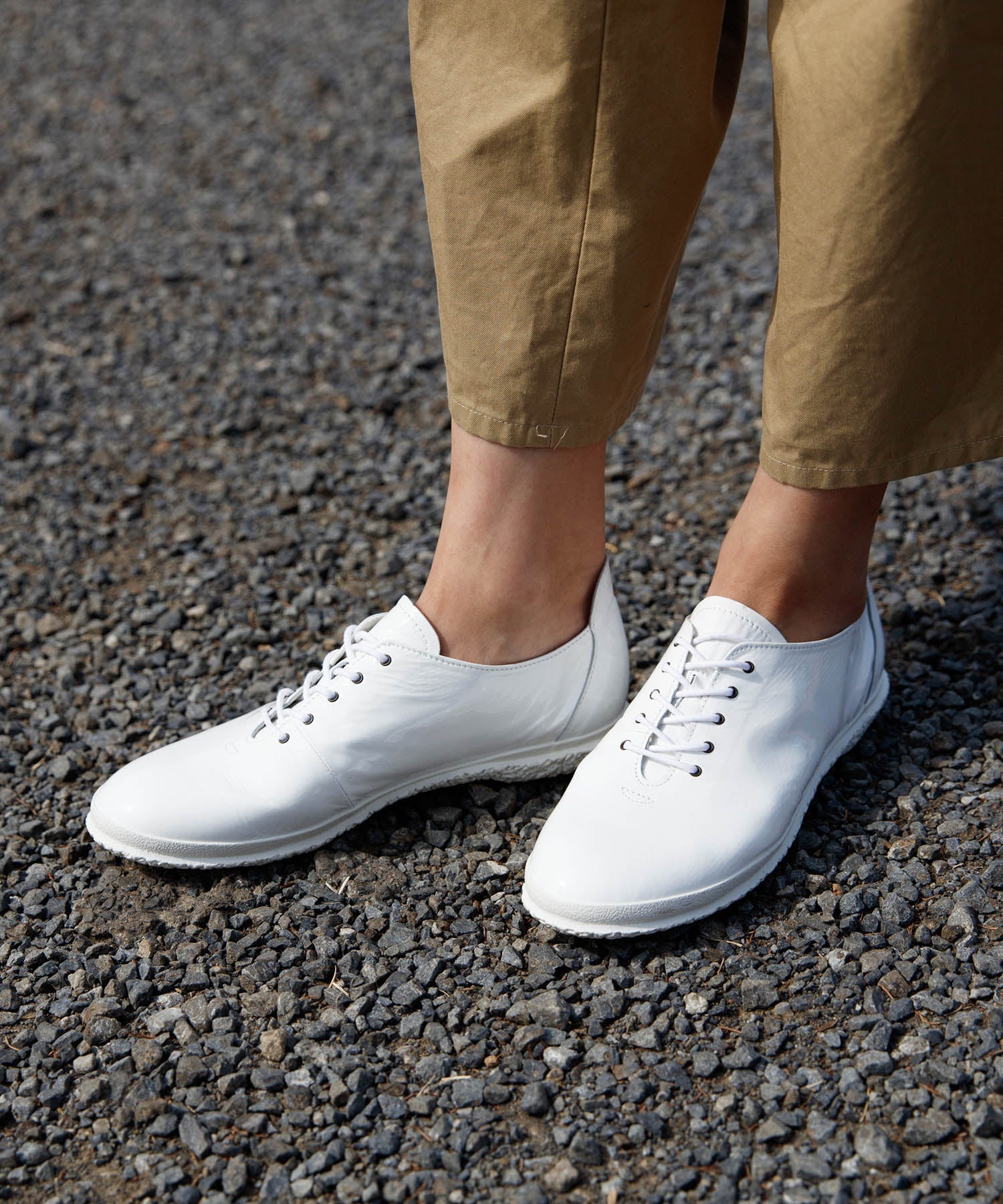 SP-1802 White - SPINGLE