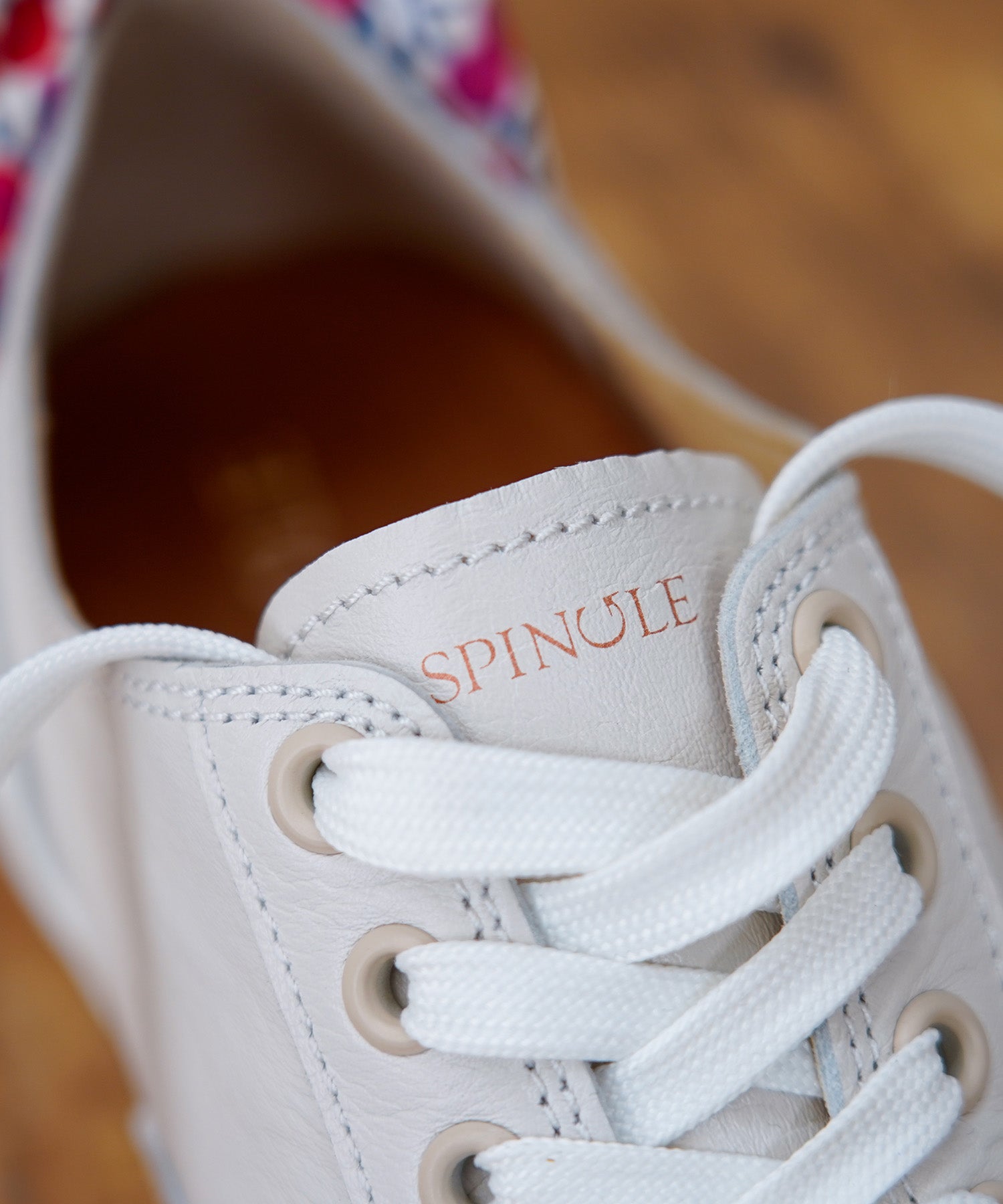 SP-1814 Ivory - SPINGLE