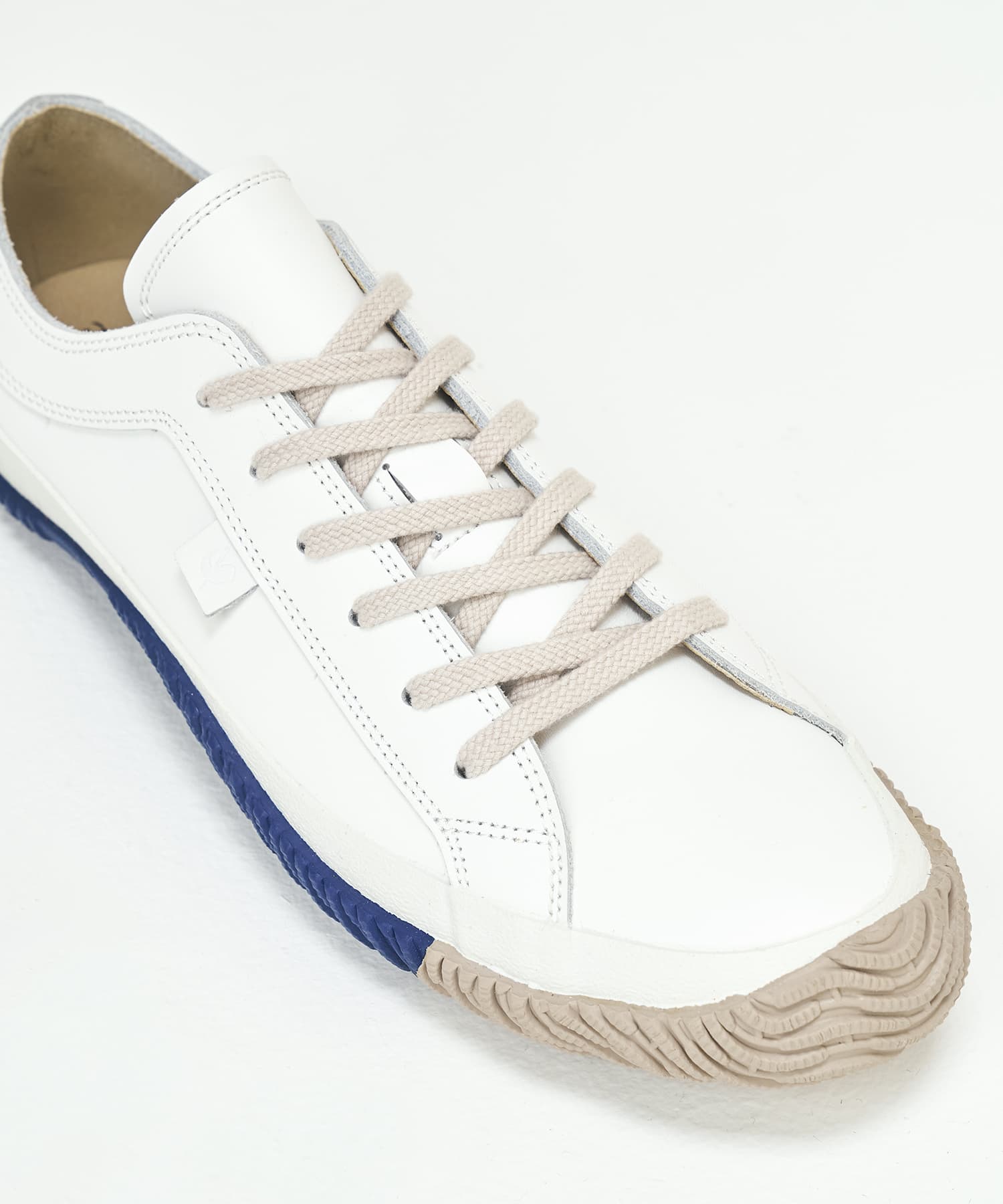 SP-187 White/Navy - SPINGLE