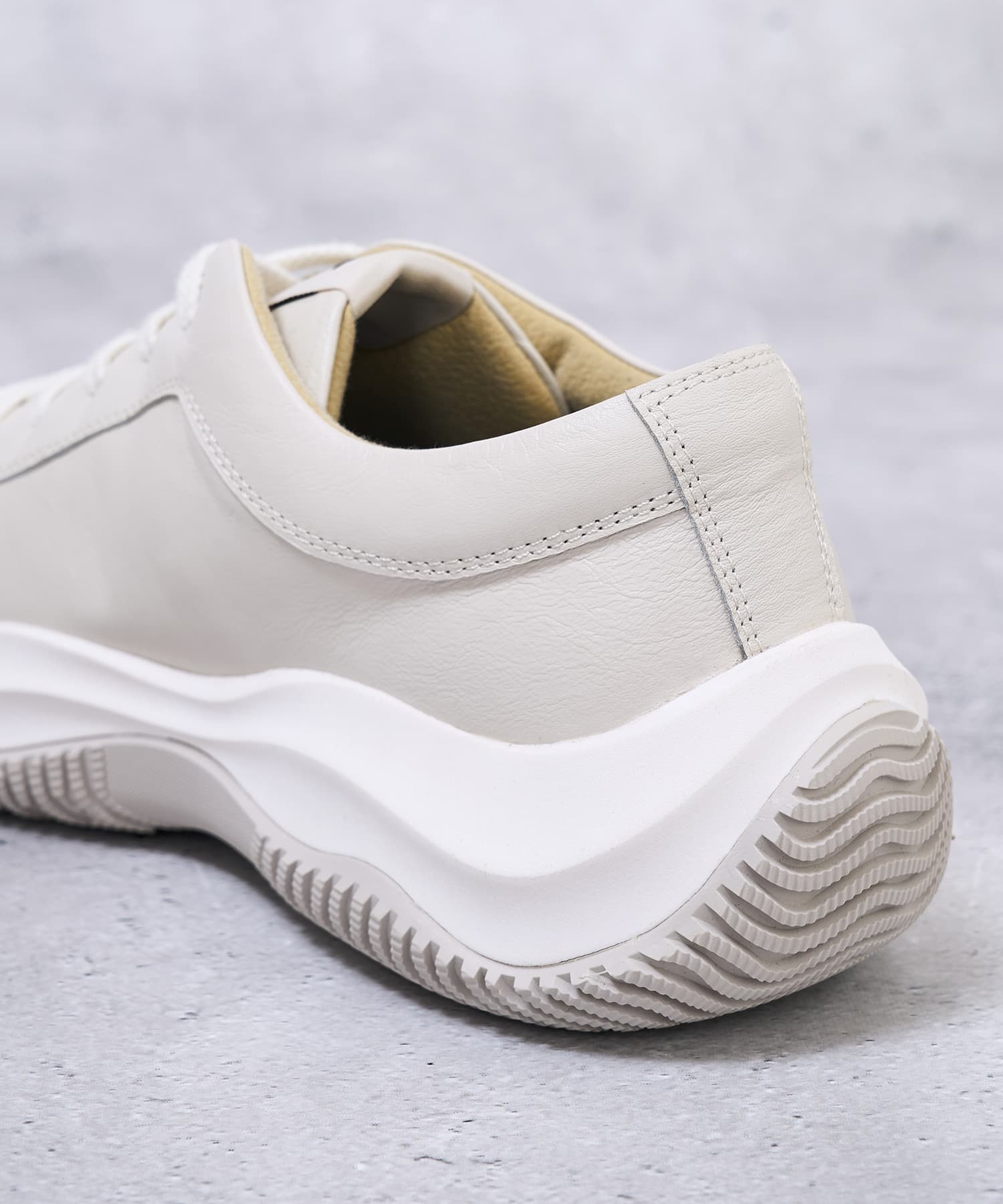 SP-1908 Ivory - SPINGLE