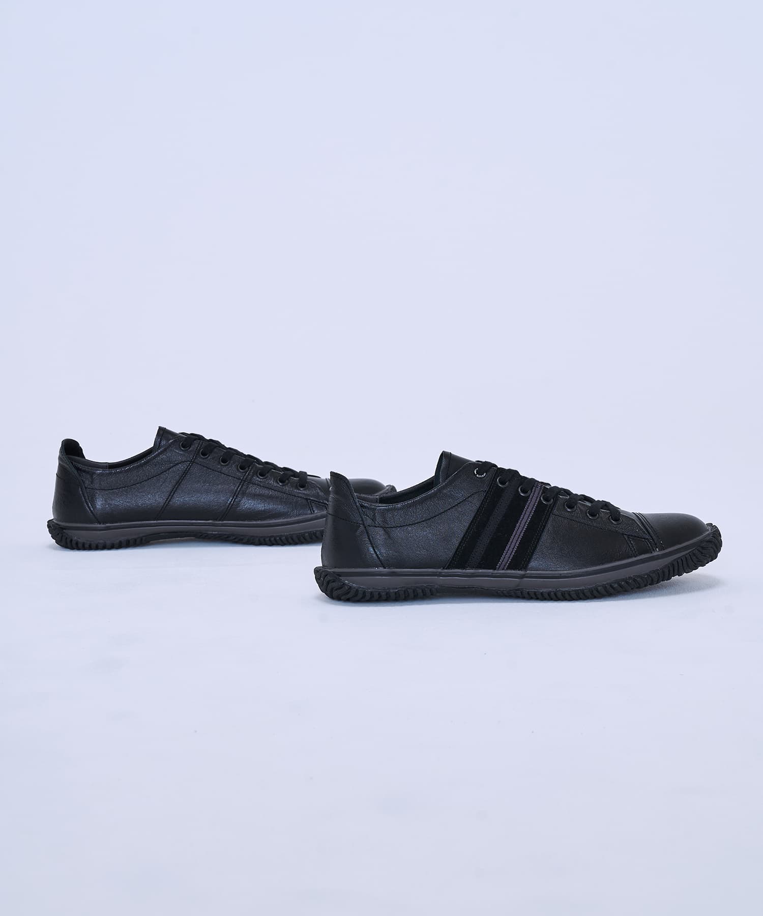 SP-198 Black/Black - SPINGLE
