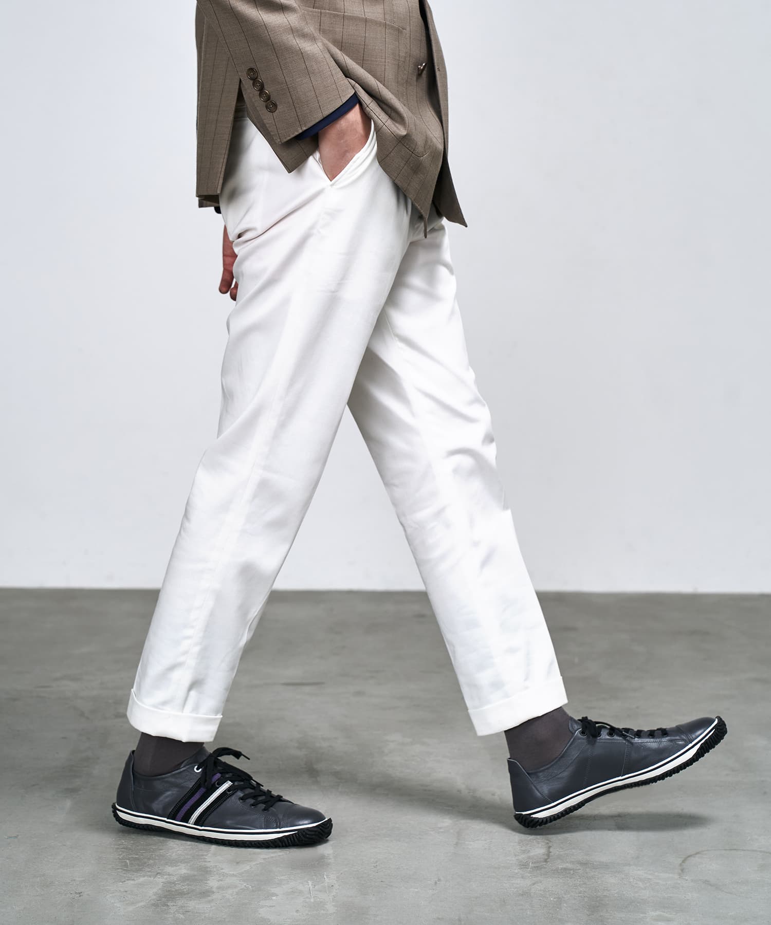 SP-198 Charcoal Gray - SPINGLE