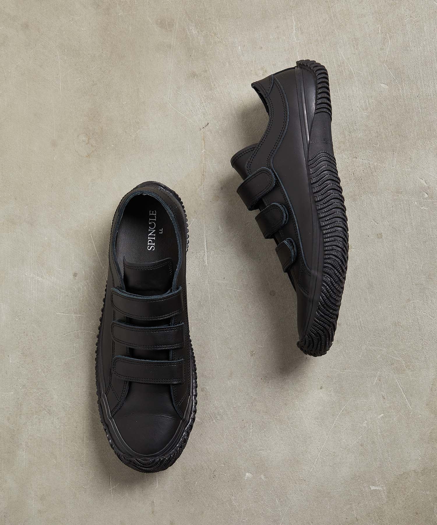 SP-211 Black/Black - SPINGLE