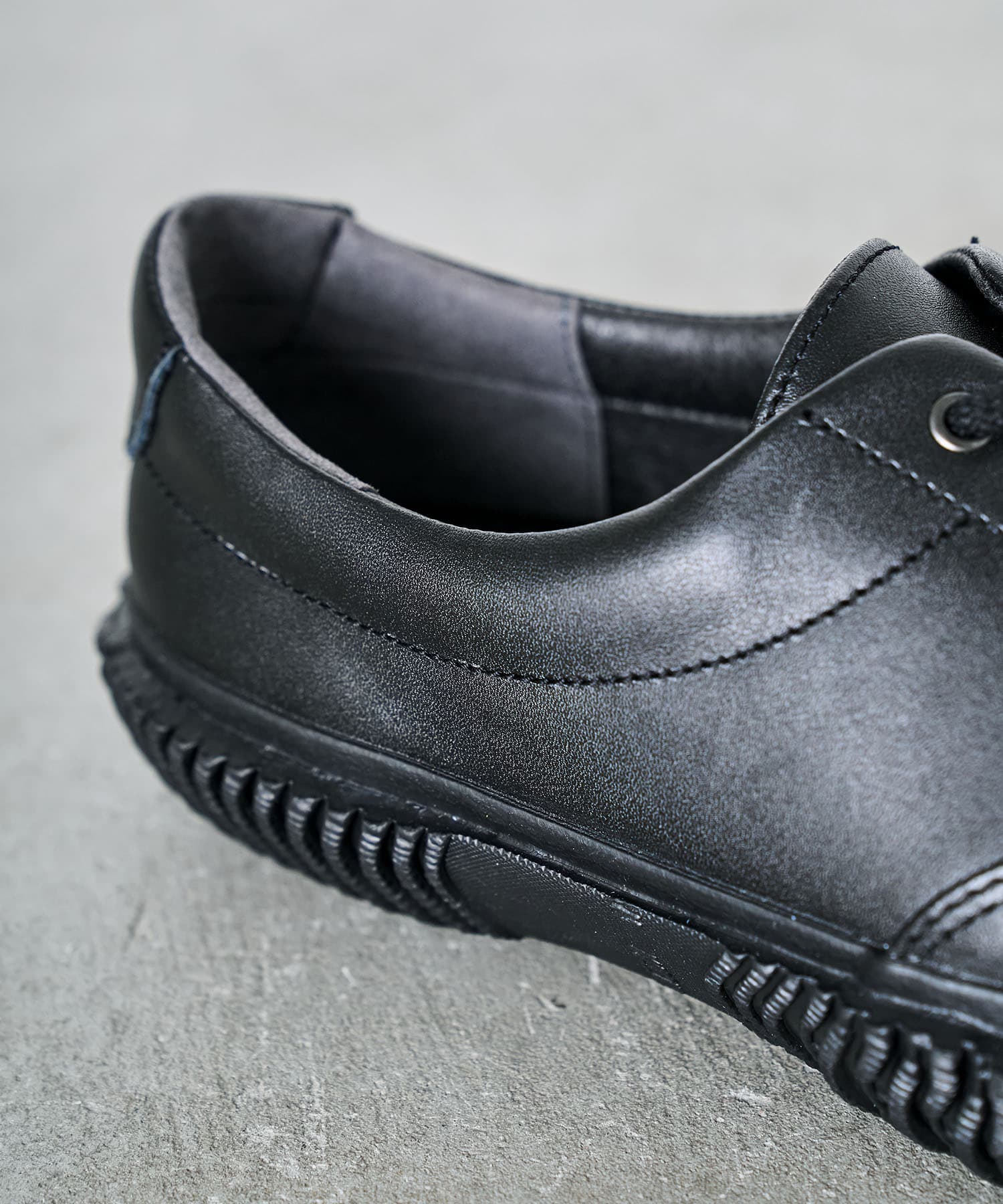 SP-270IL Black - SPINGLE