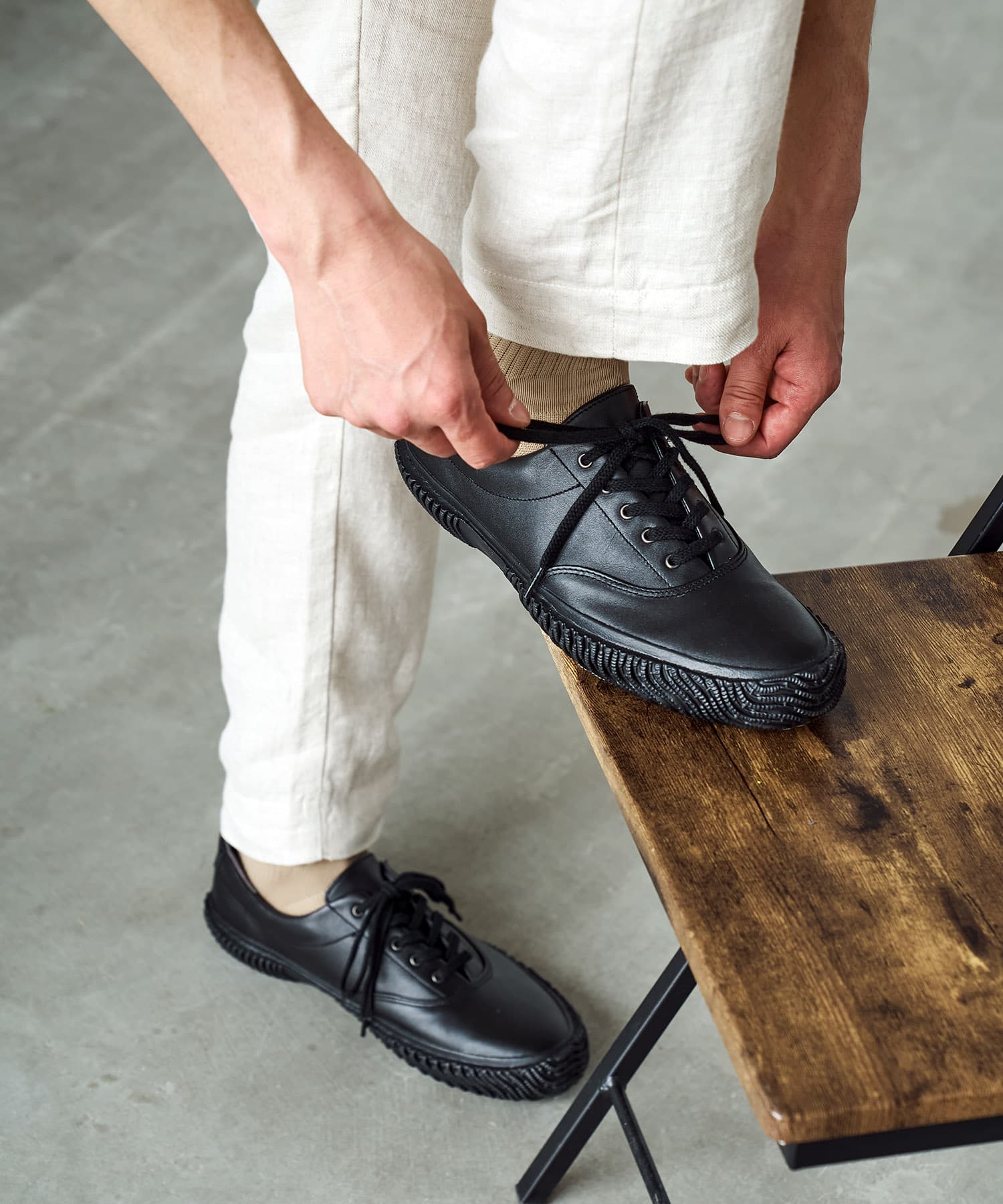 SP-270IL Black - SPINGLE