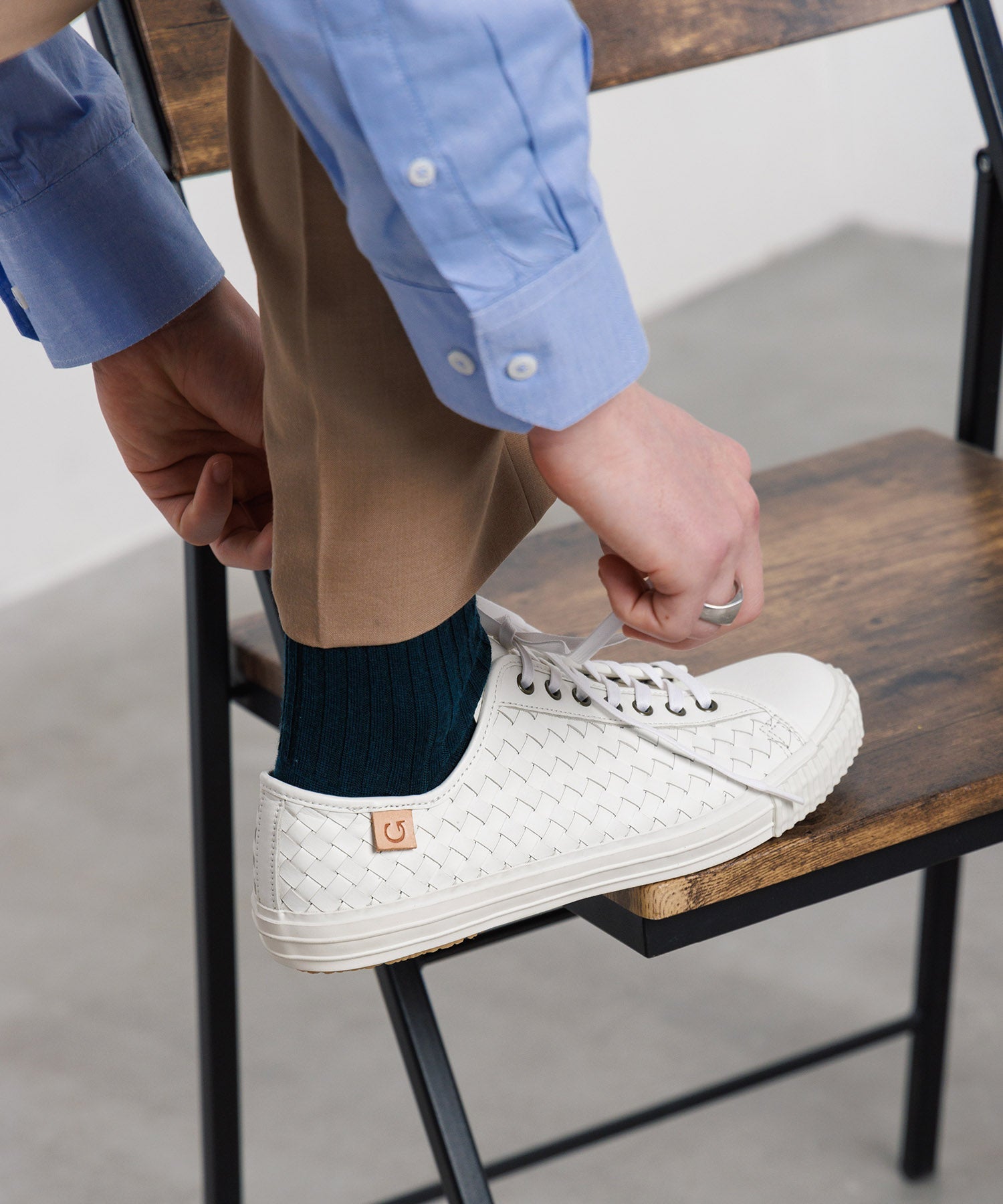 SP-384 White - SPINGLE