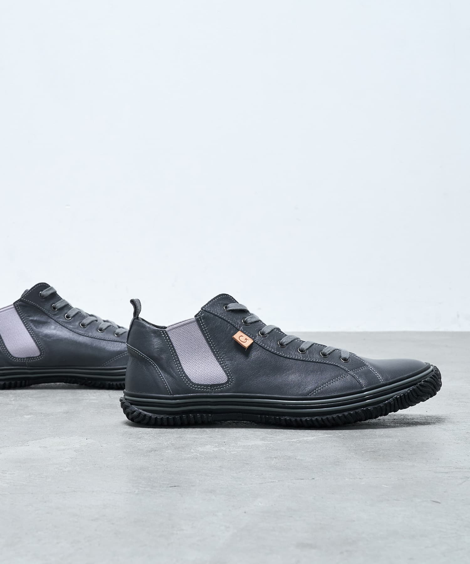 SP-442 Charcoal Gray - SPINGLE