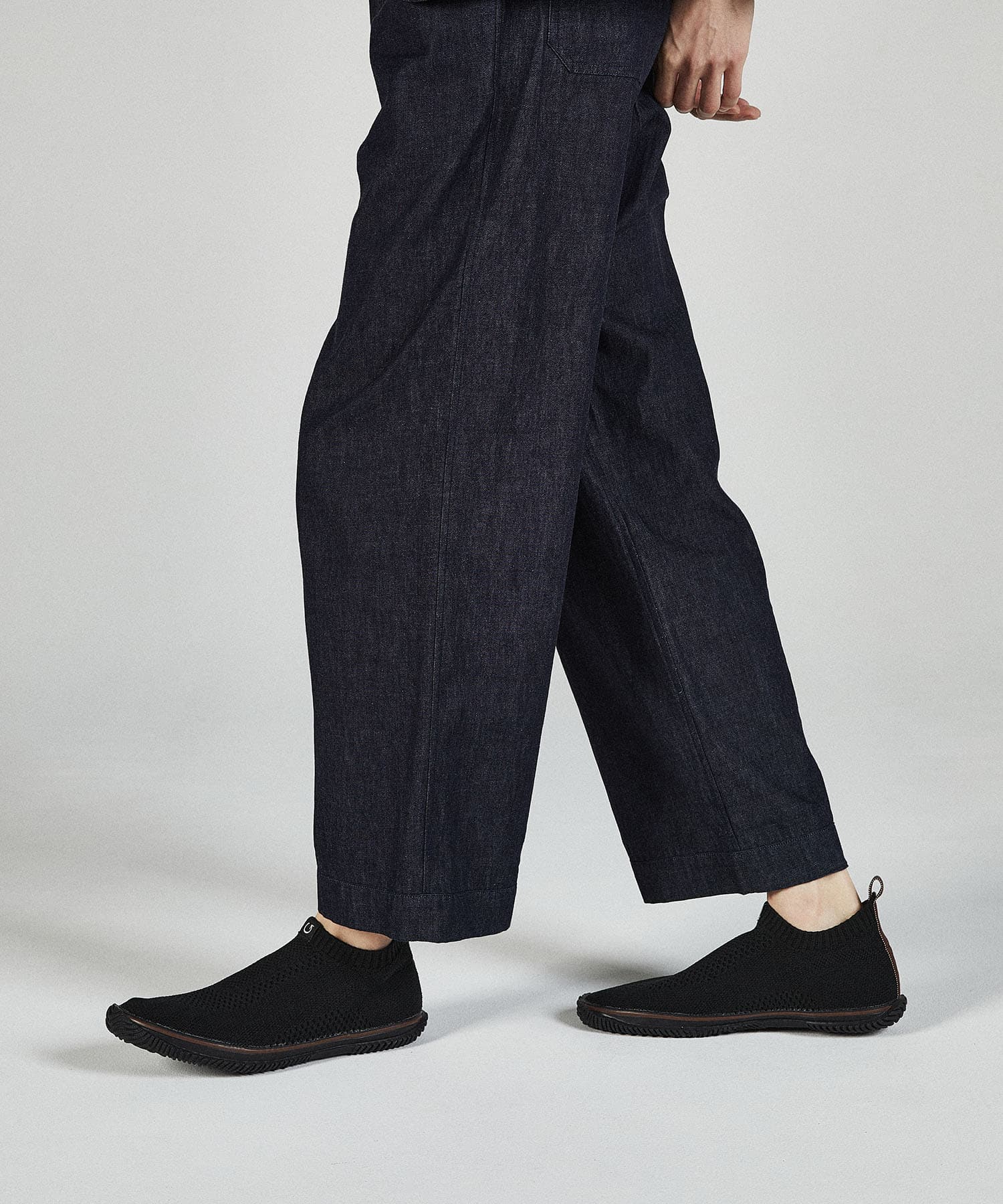 SP-528 Black/Brown - SPINGLE