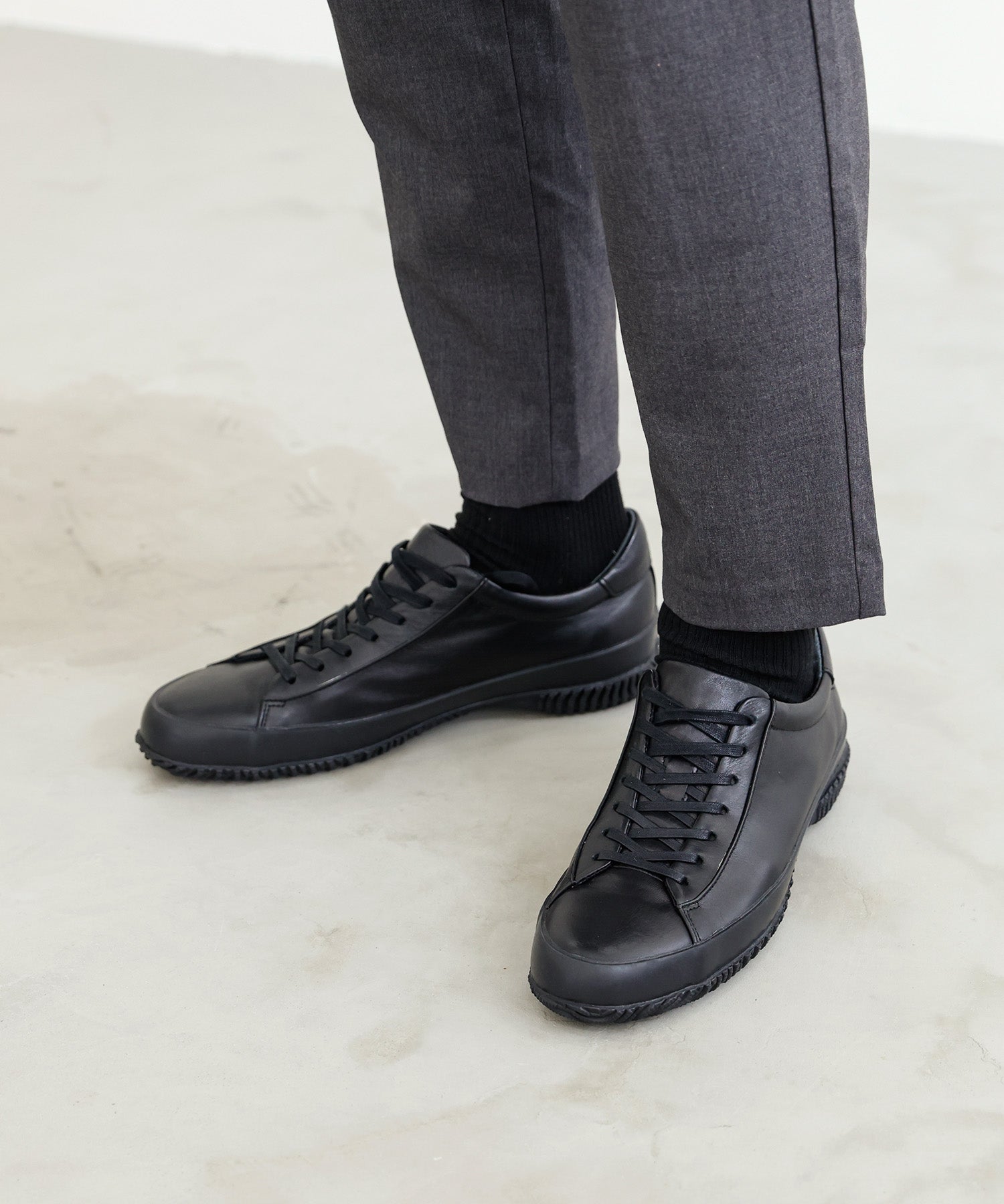 SP-6139 Black/Black - SPINGLE