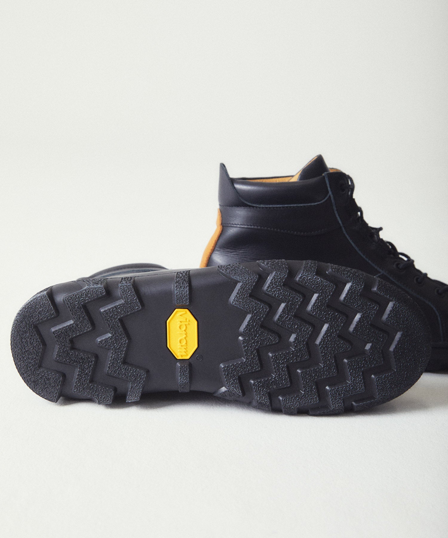 SP-6413 Black - SPINGLE