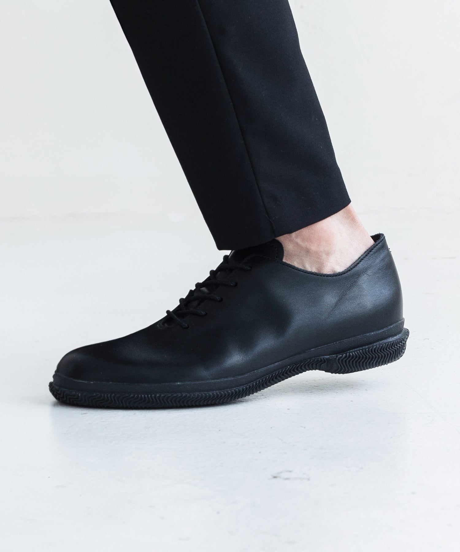 SP-6128 Black - SPINGLE