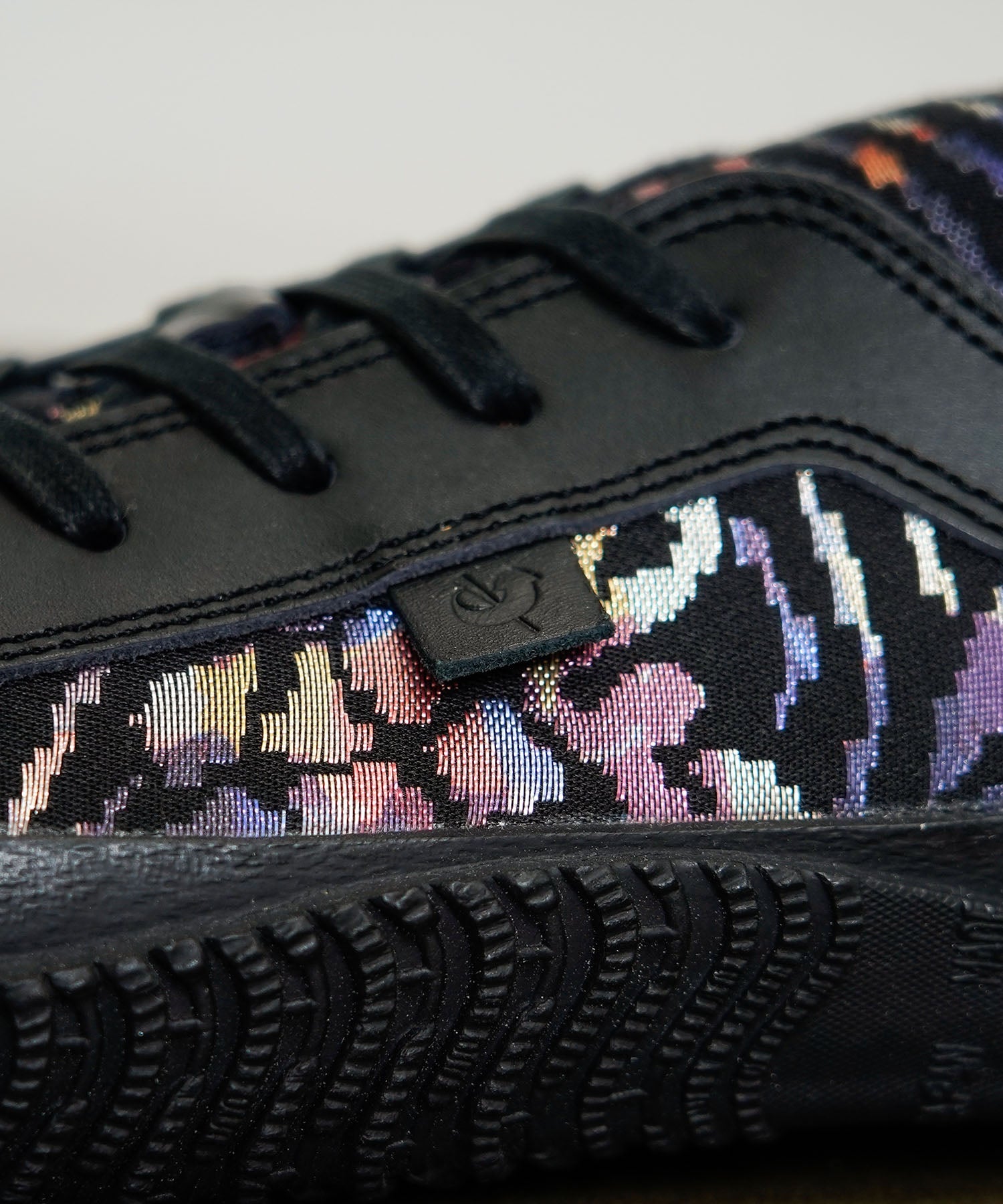 SPM-181 Black - SPINGLE