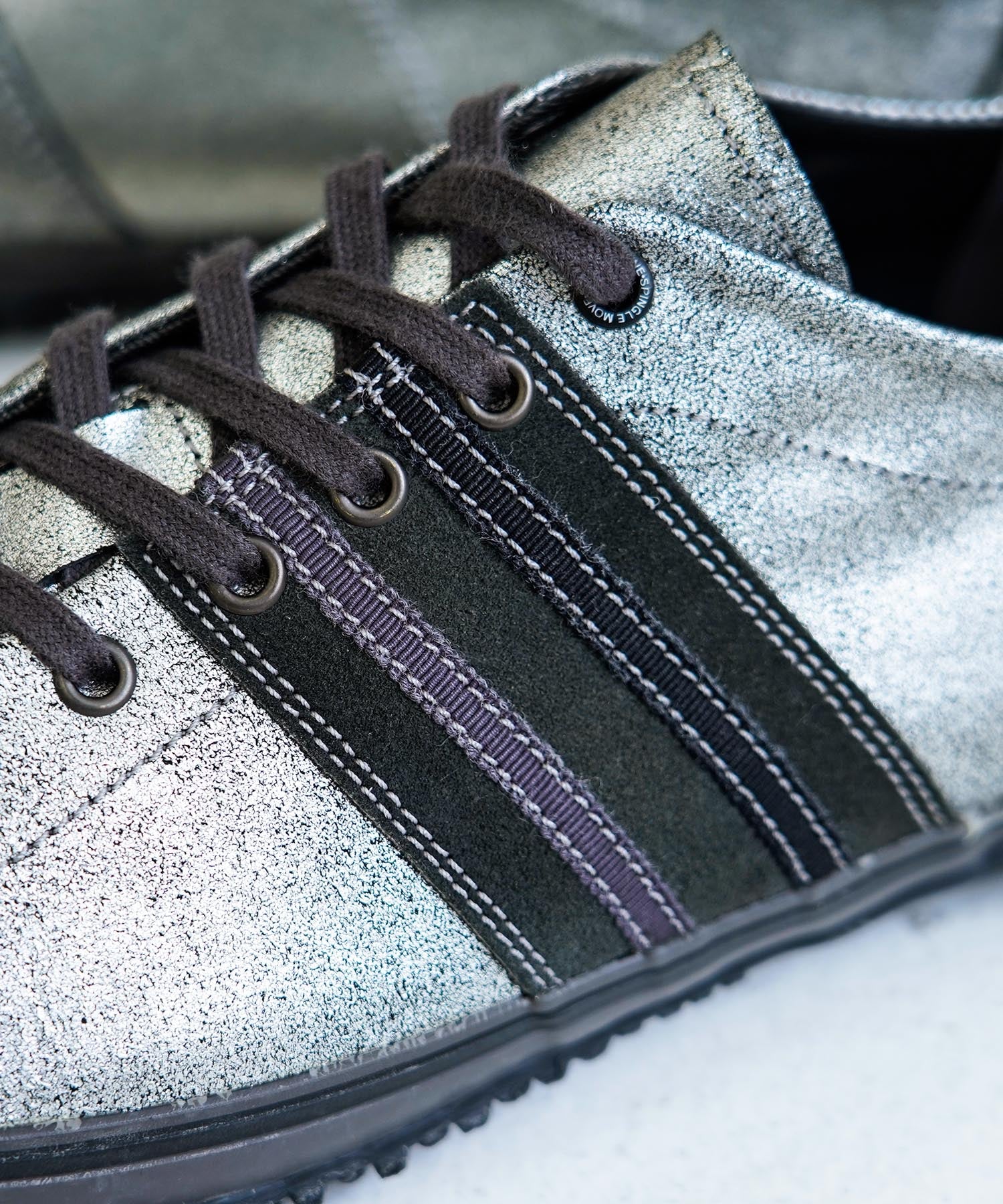 SPM-198V Gunmetal - SPINGLE