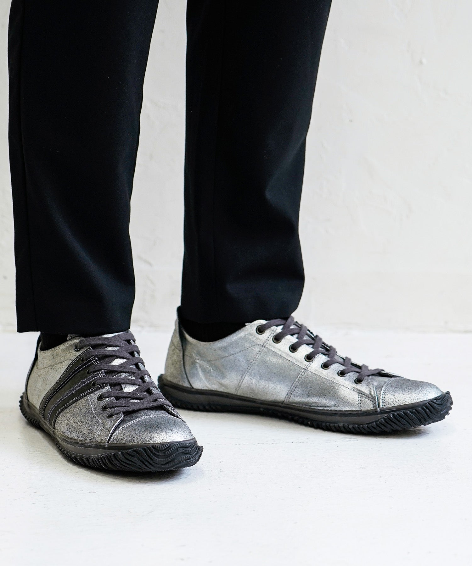 SPM-198V Gunmetal - SPINGLE