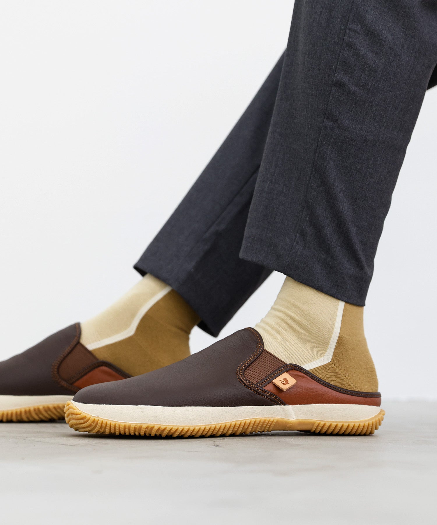 SPM-729 Dark Brown - SPINGLE