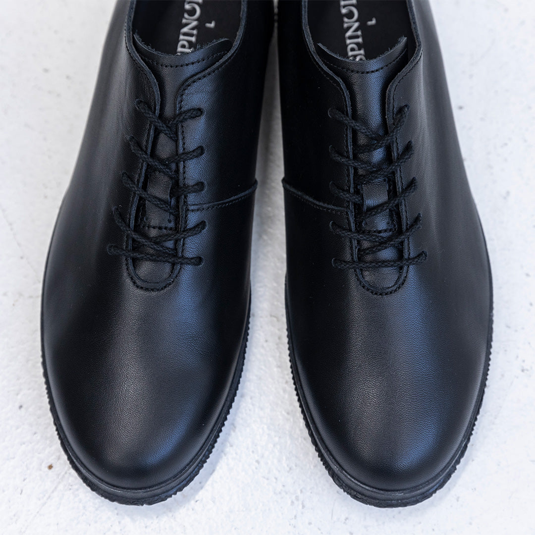 ビジネススニーカーの選び方｜スーツに合うSPINGLEのおすすめ機能性モデル