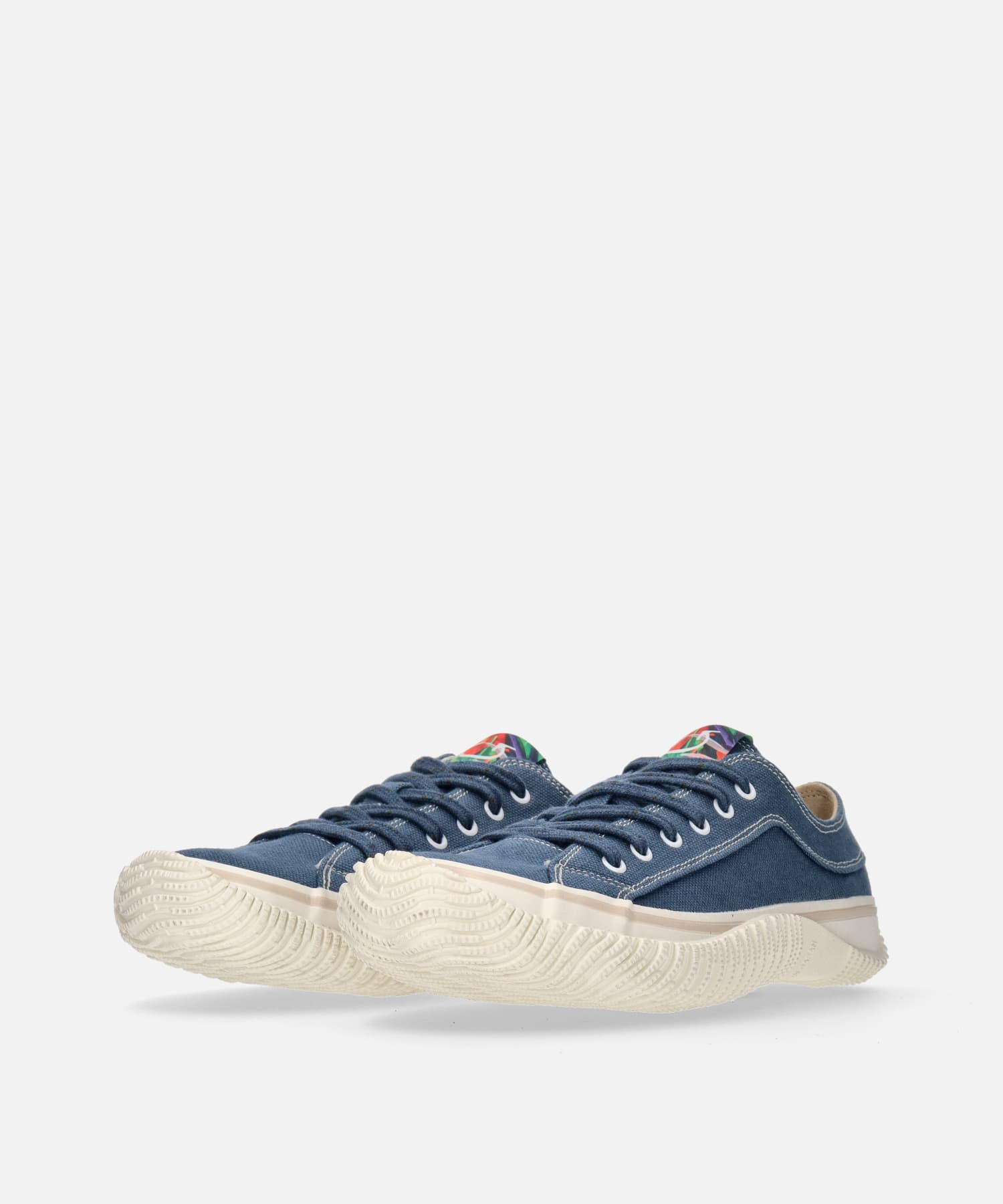 折り鶴再生スニーカー | 国産ハンドメイド スニーカー スピングル