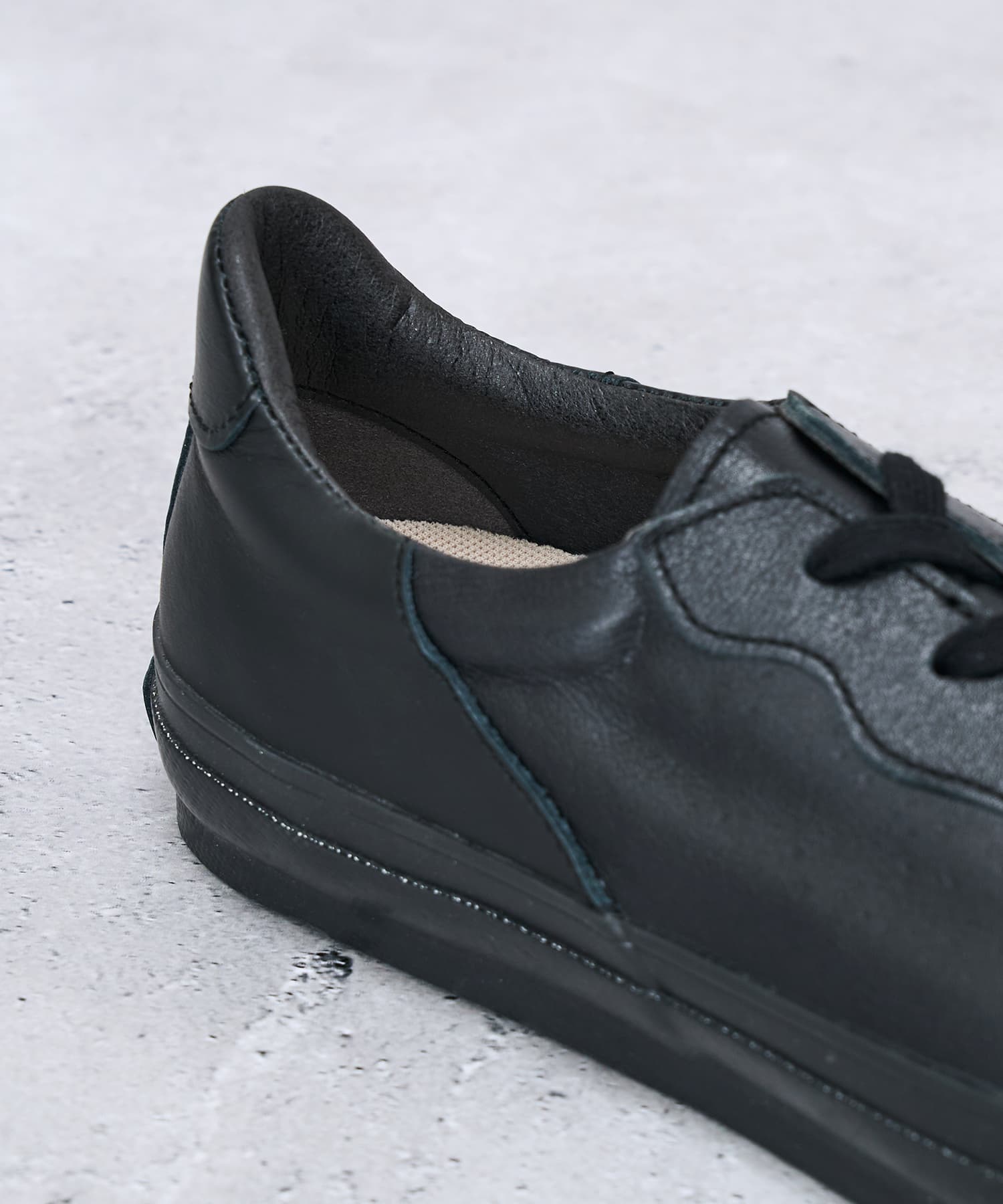 SP-1034 Black/Black - SPINGLE