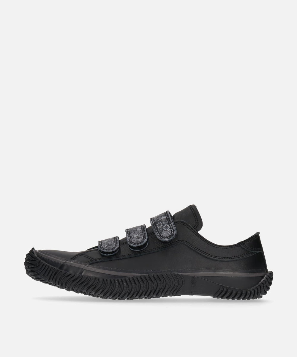 SP-1046 Black | 国産ハンドメイド スニーカー スピングル