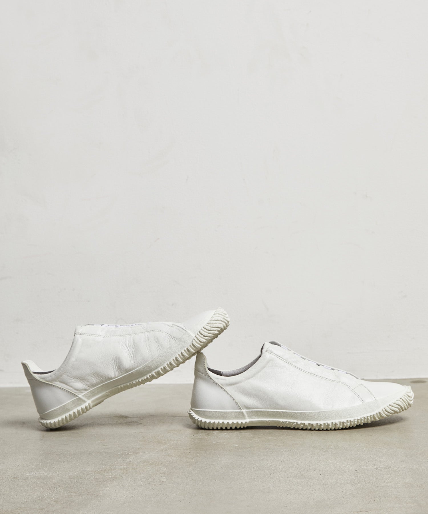 SP-1048 White | 国産ハンドメイド スニーカー スピングル