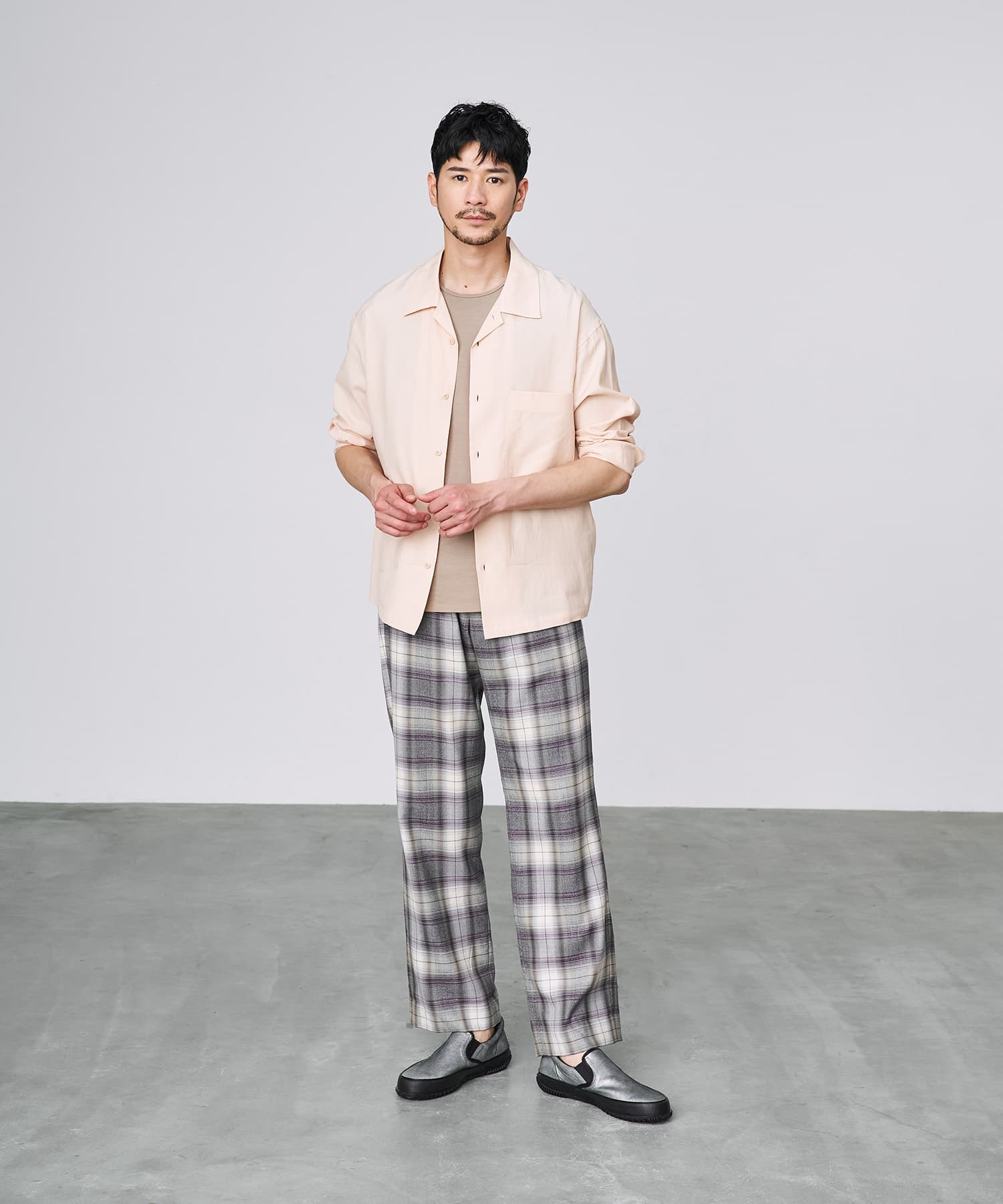 【セール中！】純銀 1980 バイエルン ヴィッテルスバッハ SP-1059 Gunmetal | 国産ハンドメイド スニーカー スピングル