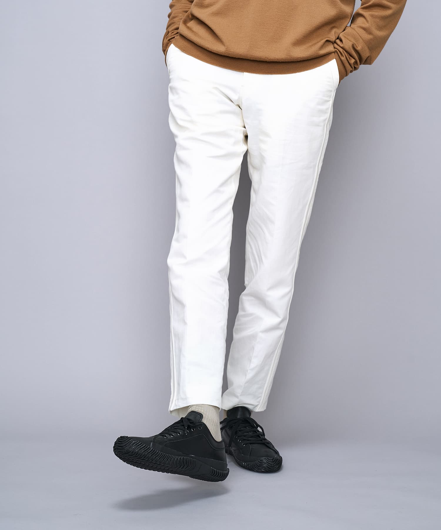 SP-1077 Black