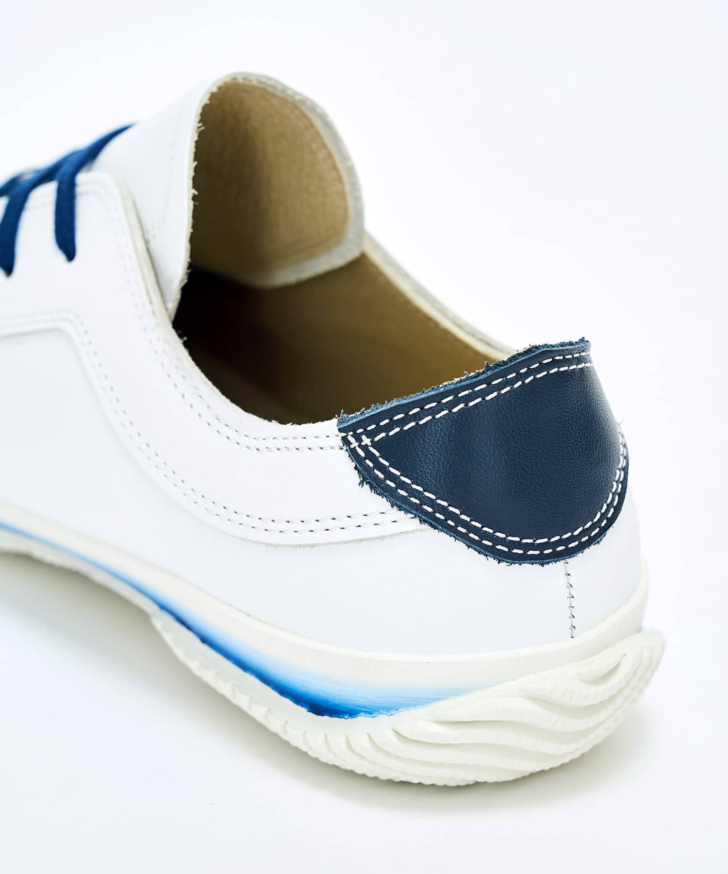 SP-108 White/Navy - SPINGLE