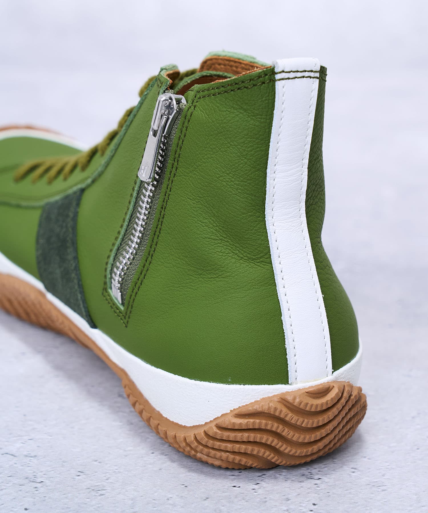 返品交換送料無料SPINGLE スピングル SP-1422 抹茶 マッチャ  ハイカット スピングルムーヴ スピングルムーブ SP-1422 Matcha | 国産ハンドメイド スニーカー スピングル