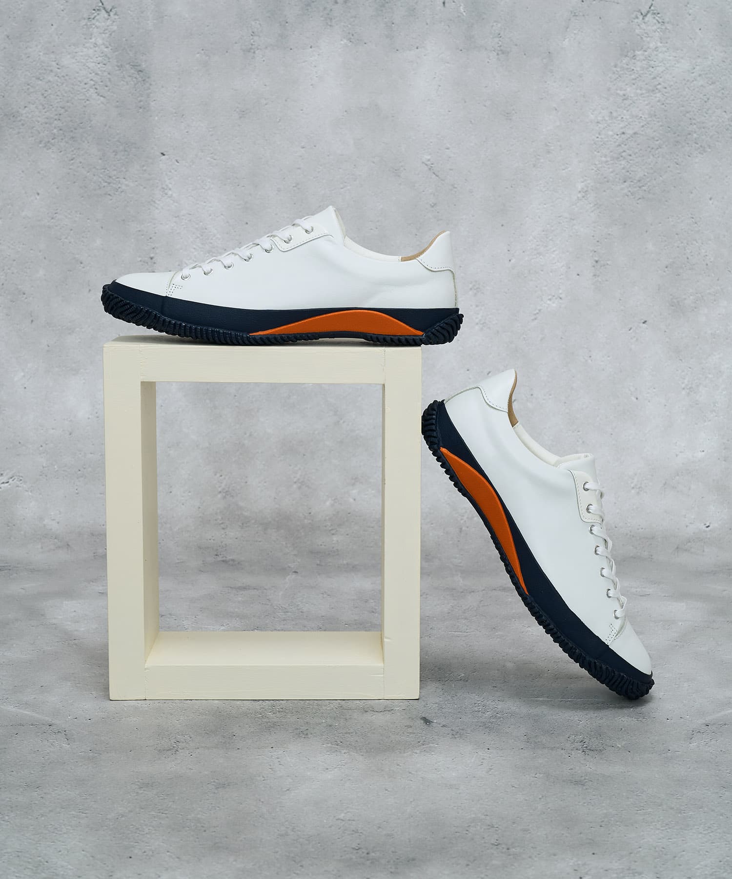 SP-170IL White - SPINGLE