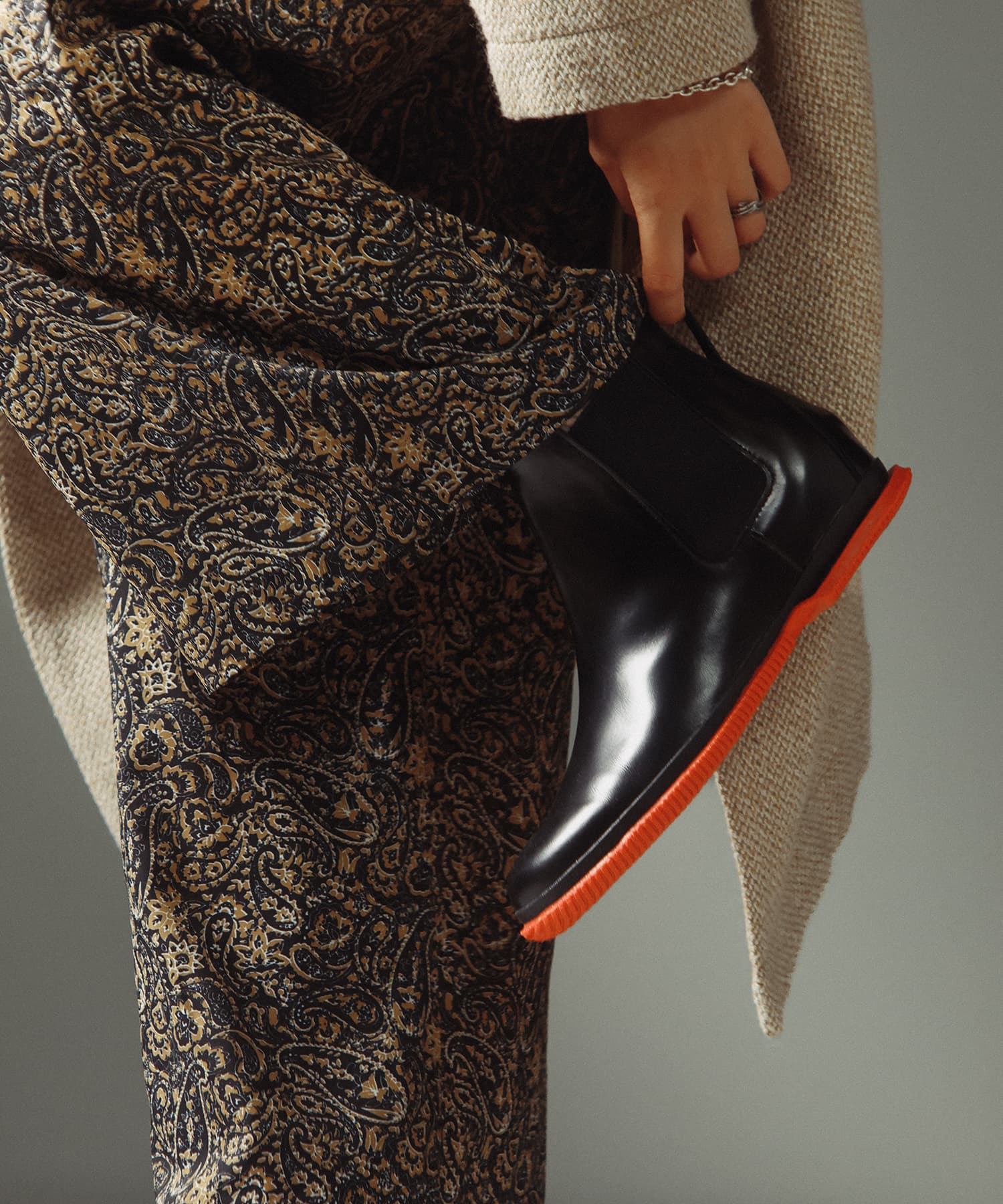 SP-1803S Black/Red - SPINGLE