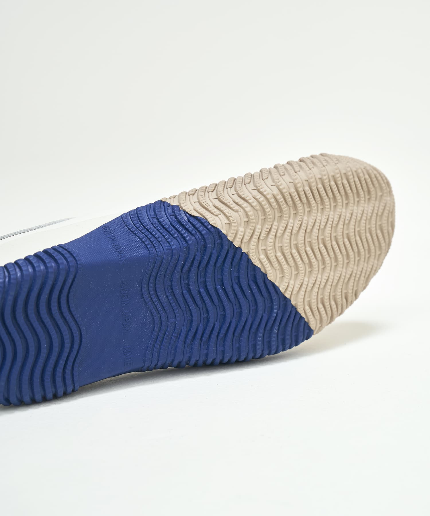 SPINGLE SP-187 White/Navy