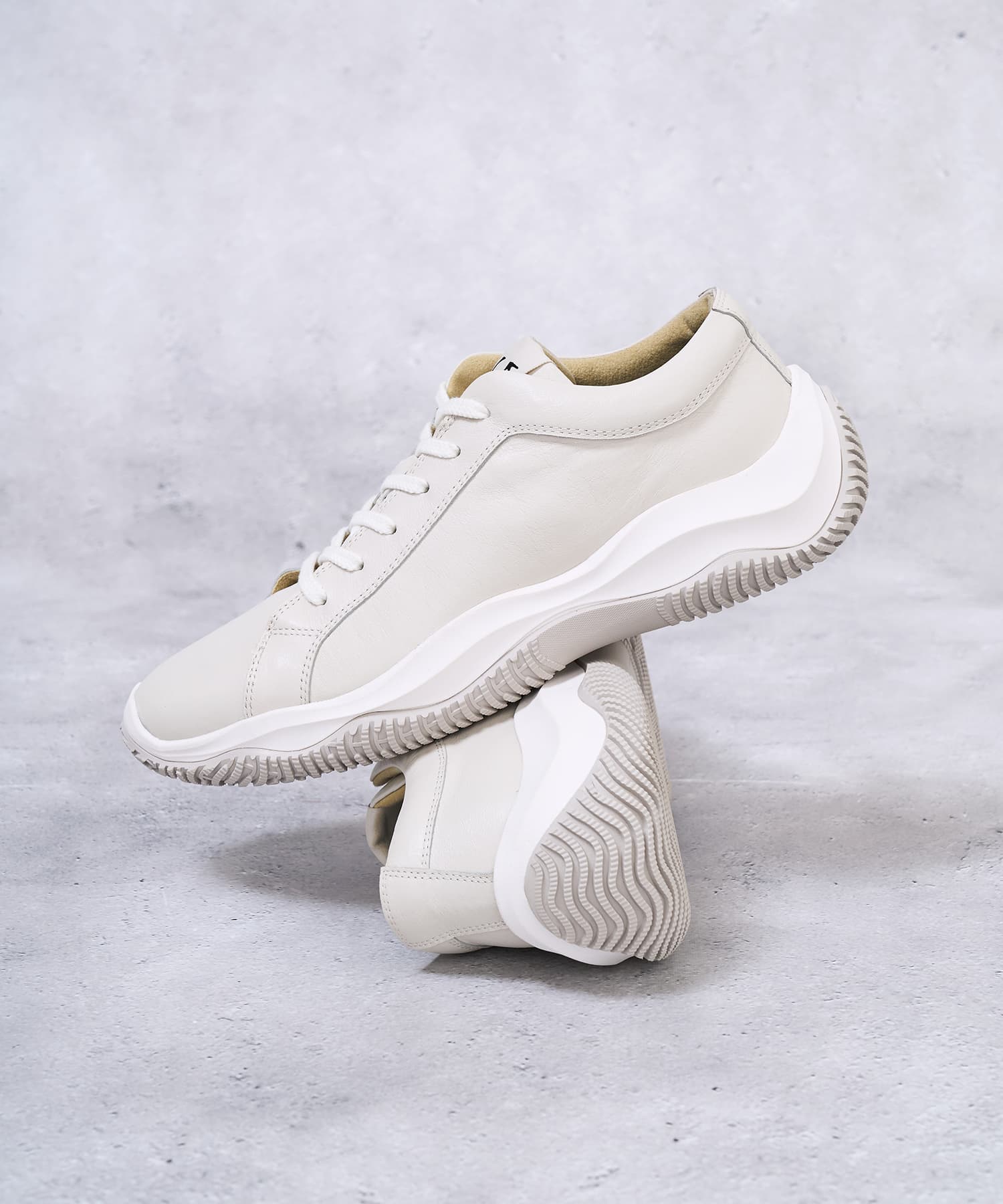 SP-1908 Ivory - SPINGLE