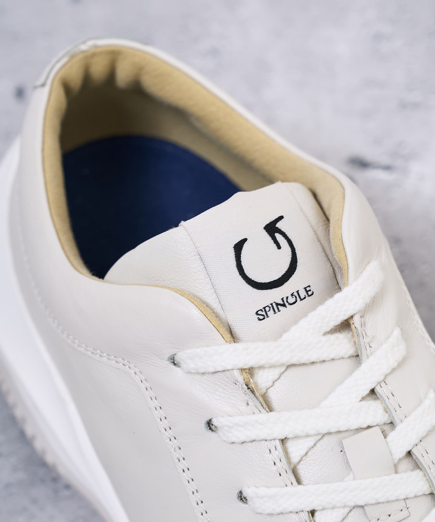 SP-1908 Ivory - SPINGLE