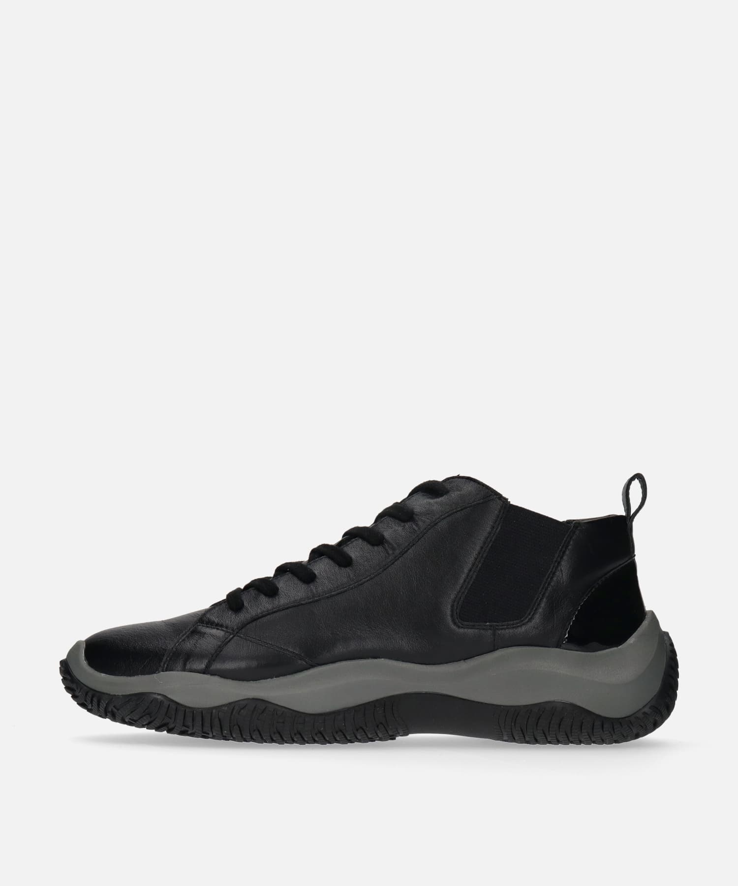 国産ハンドメイド スニーカー スピングル