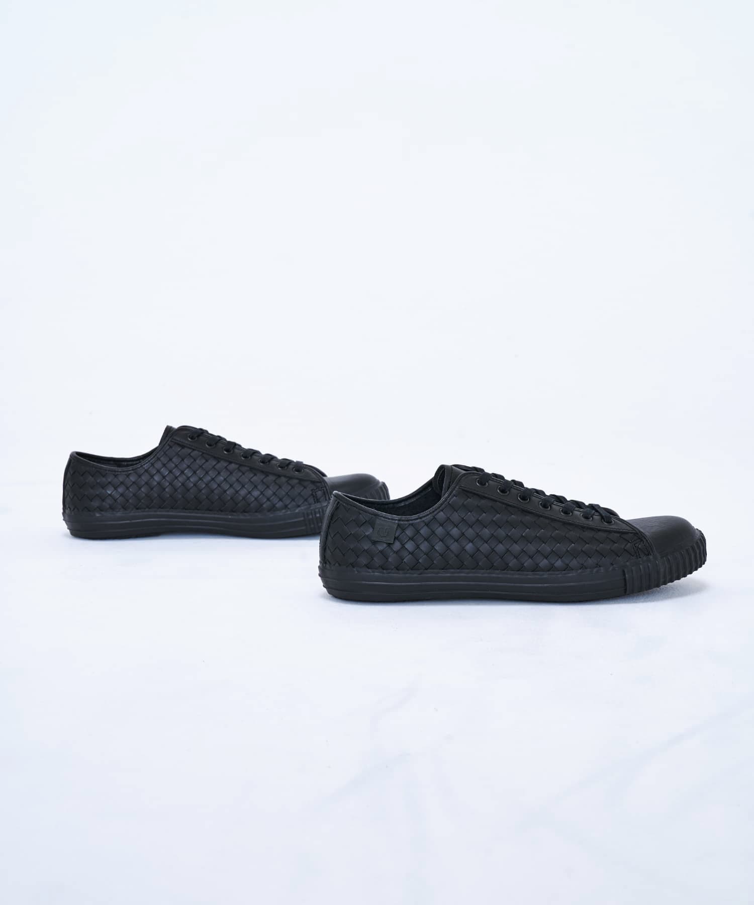 SPINGLE SP-384 Black/Black