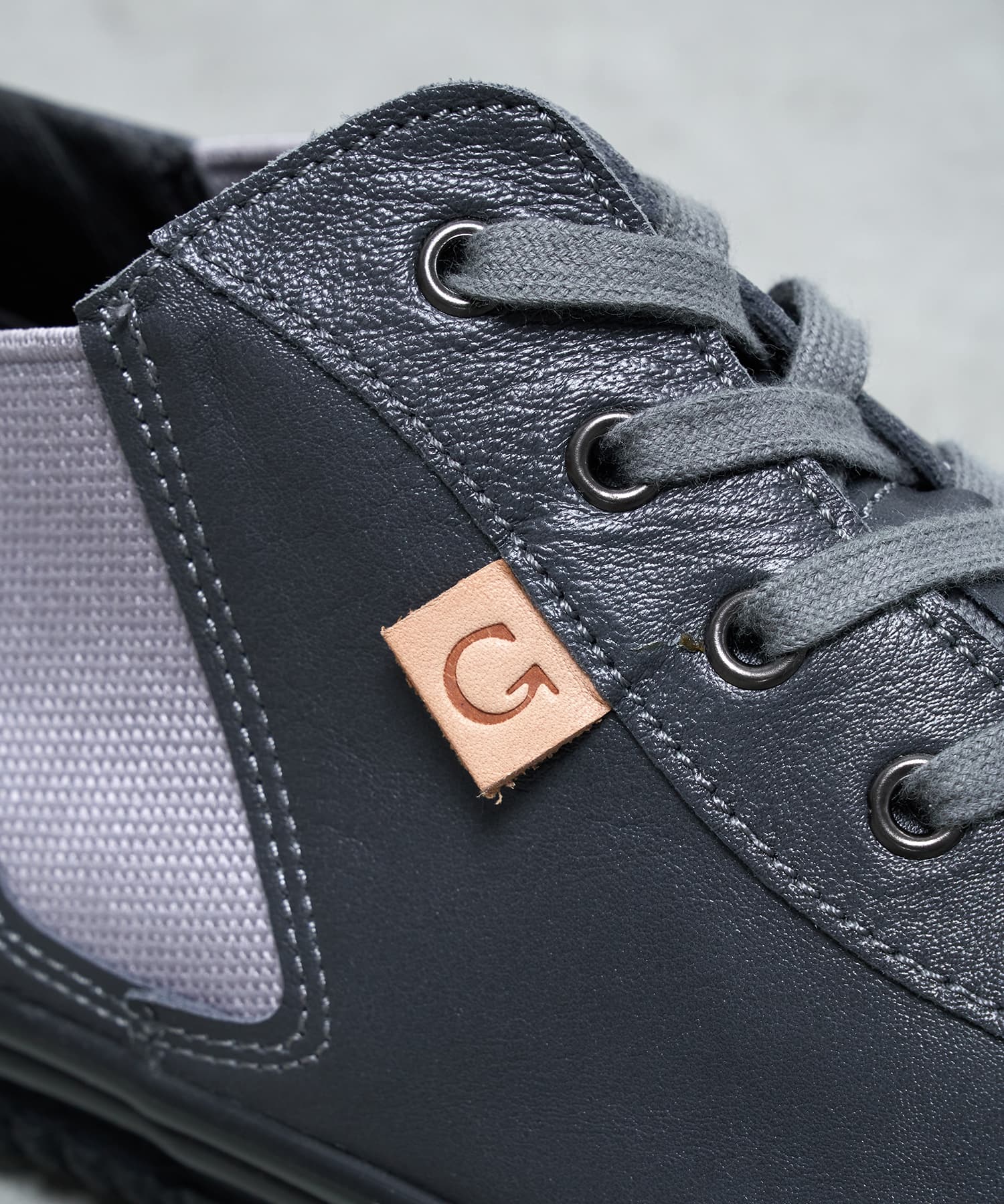 スピングルムーヴ SP442 チャコールグレー L（約26.5cm） SP-442 Charcoal Gray | 国産ハンドメイド スニーカー スピングル