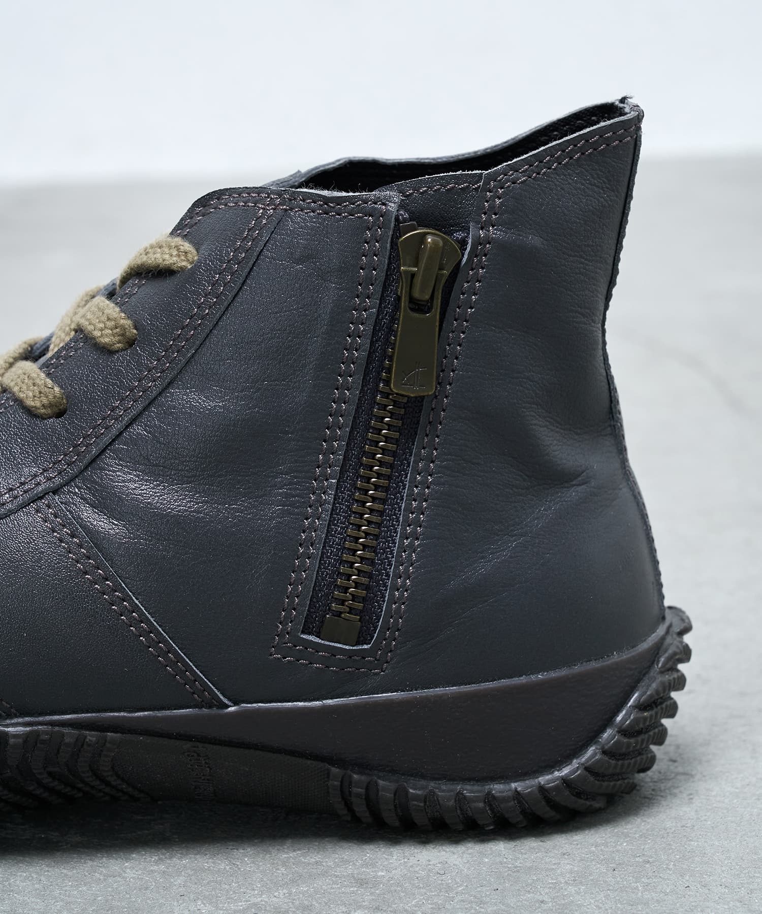 SP-443 Charcoal Gray | 国産ハンドメイド スニーカー スピングル