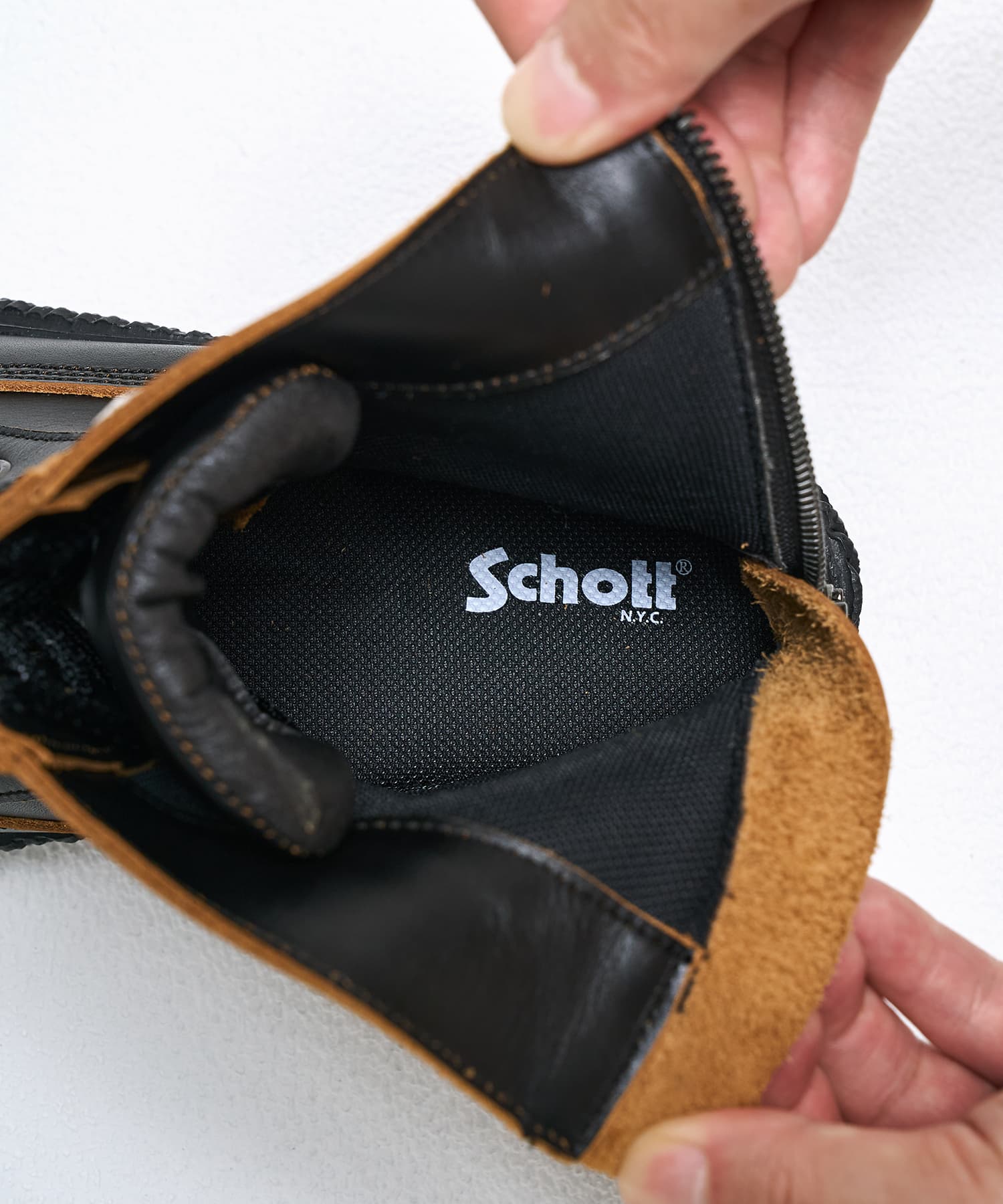 SP-Schott_01 Black - SPINGLE